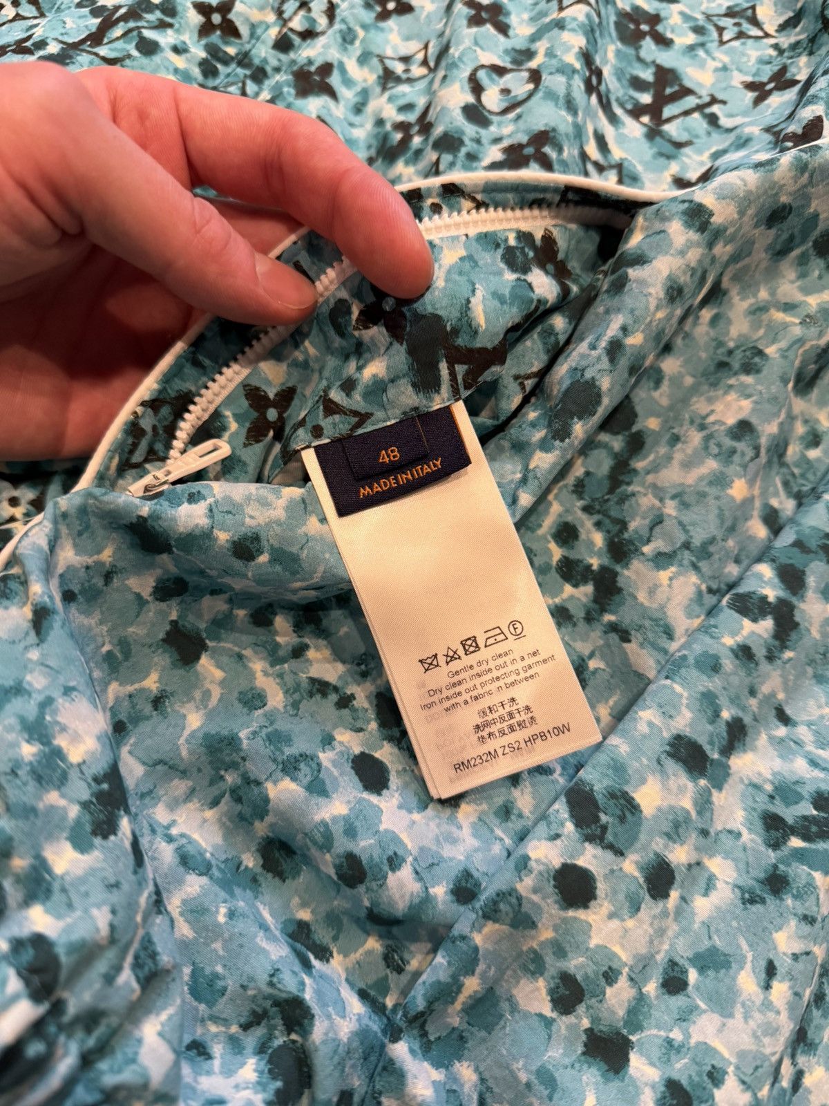 Louis Vuitton Louis Vuitton Blue Monogram Jacket size 48 Size US M / EU 48-50 / 2 - 2 Thumbnail