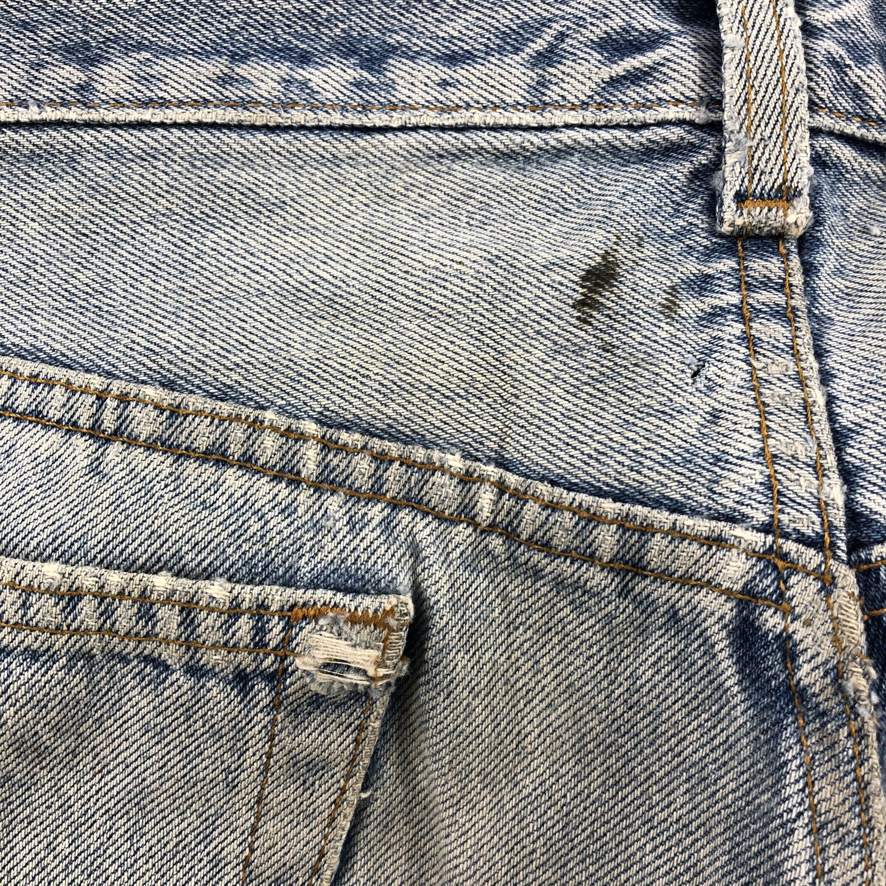 Levi's Vintage 90s Light Wash Levis 501 Jeans-JM2117 Size US 29 - 8 Thumbnail