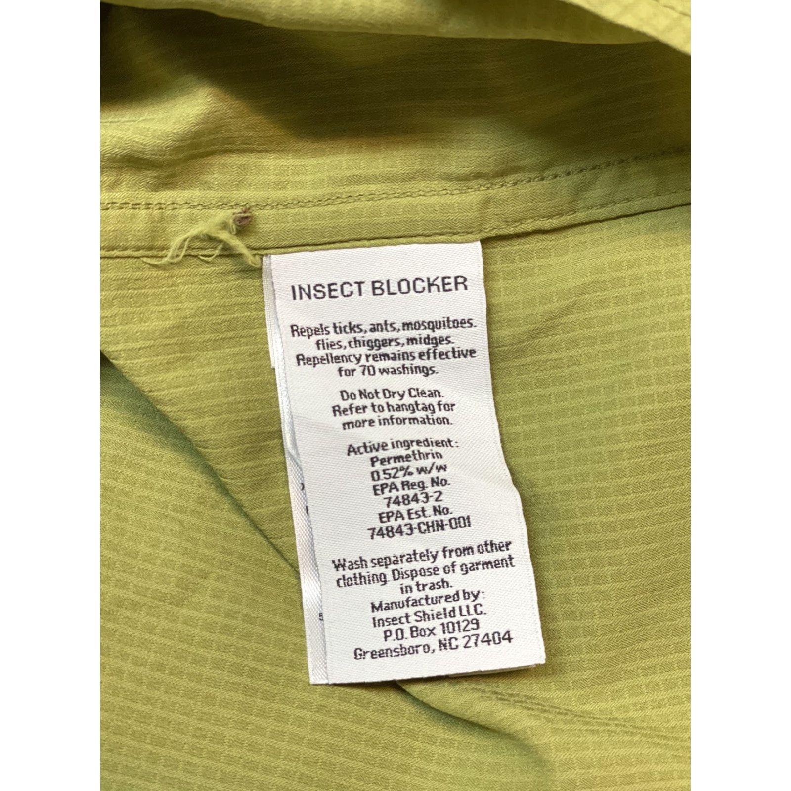 Vintage Columbia Shirt Insect Blocker XL Green Mini Check Long Sleeve Hiking Mens Insect Blocker Button-Up Shirt Mens Size US XL / EU 56 / 4 - 5 Thumbnail
