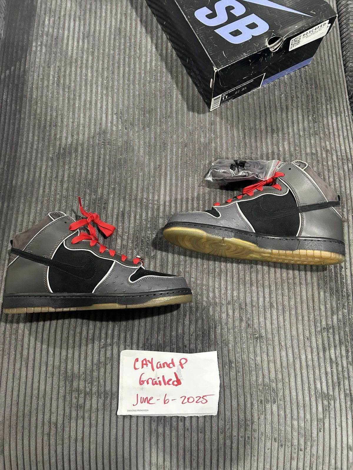 Nike Nike sb MF DOOM Size US 11 / EU 44 - 4 Thumbnail