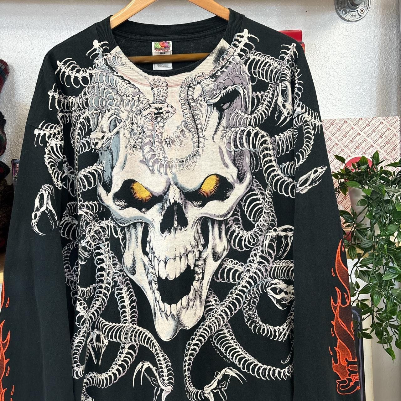 Vintage Vintage Liquid Blue Medusa Longsleeve Size US XXL / EU 58 / 5 - 1 Thumbnail
