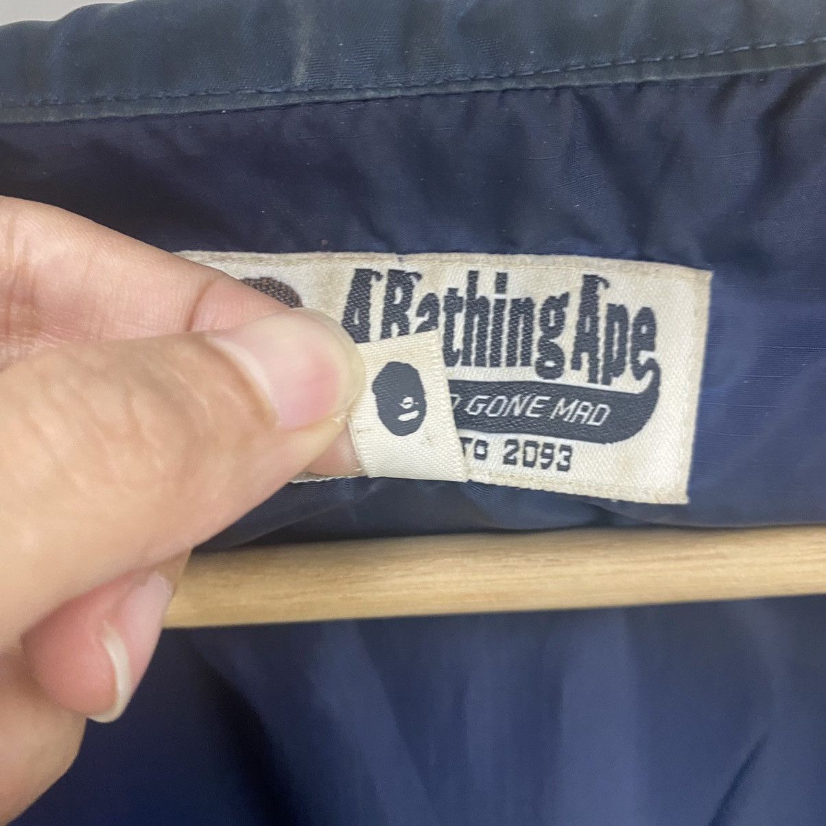 Bape A Bathing Ape Navy Blue 93 Logo Coack Jacket, size large Size US L / EU 52-54 / 3 - 15 Thumbnail
