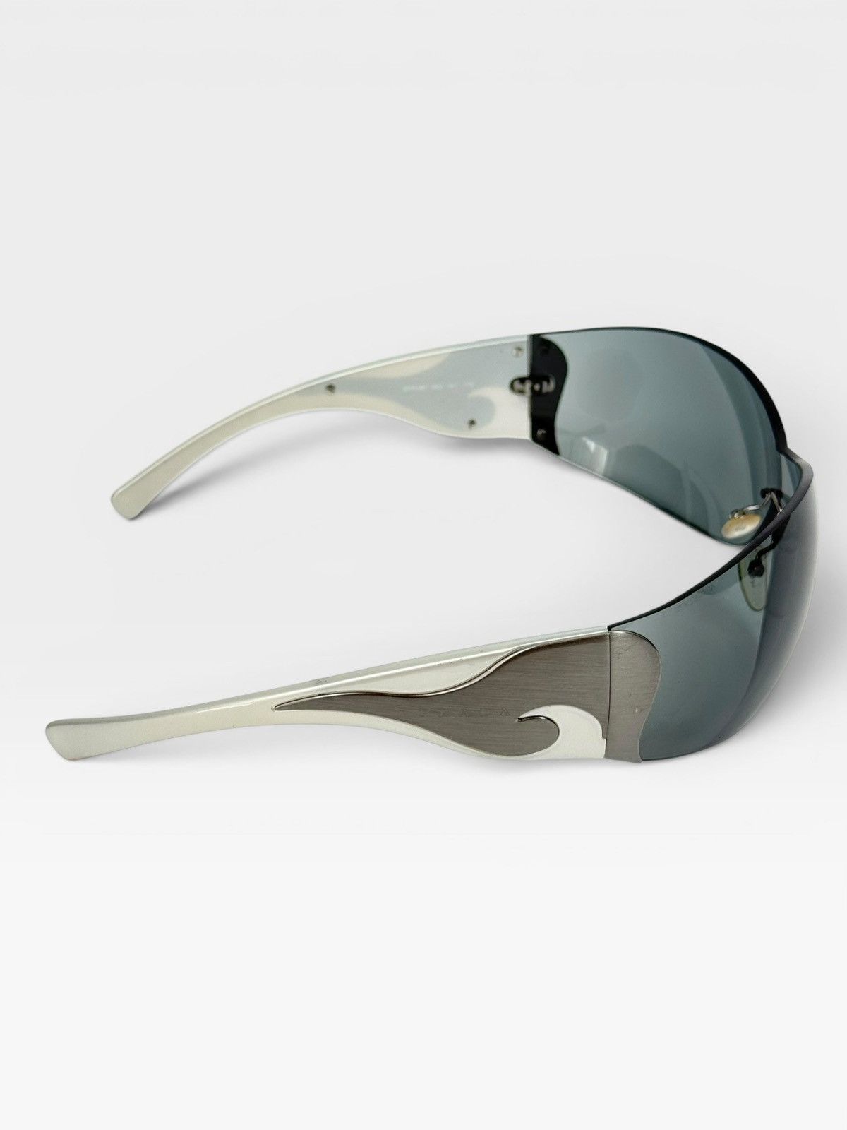 Prada Y2K PRADA CHROME WAVE SUNGLASSES Size ONE SIZE - 3 Thumbnail