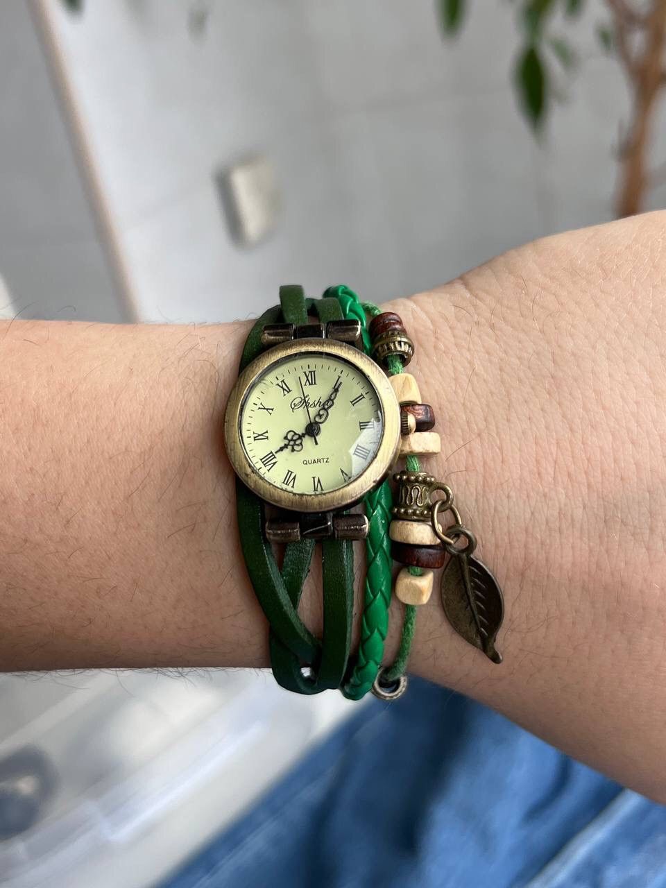 Japanese Brand × Vintage Vintage Japanese style futuristic Watch Green Amulet Leaf 🍃 Size ONE SIZE - 9 Thumbnail