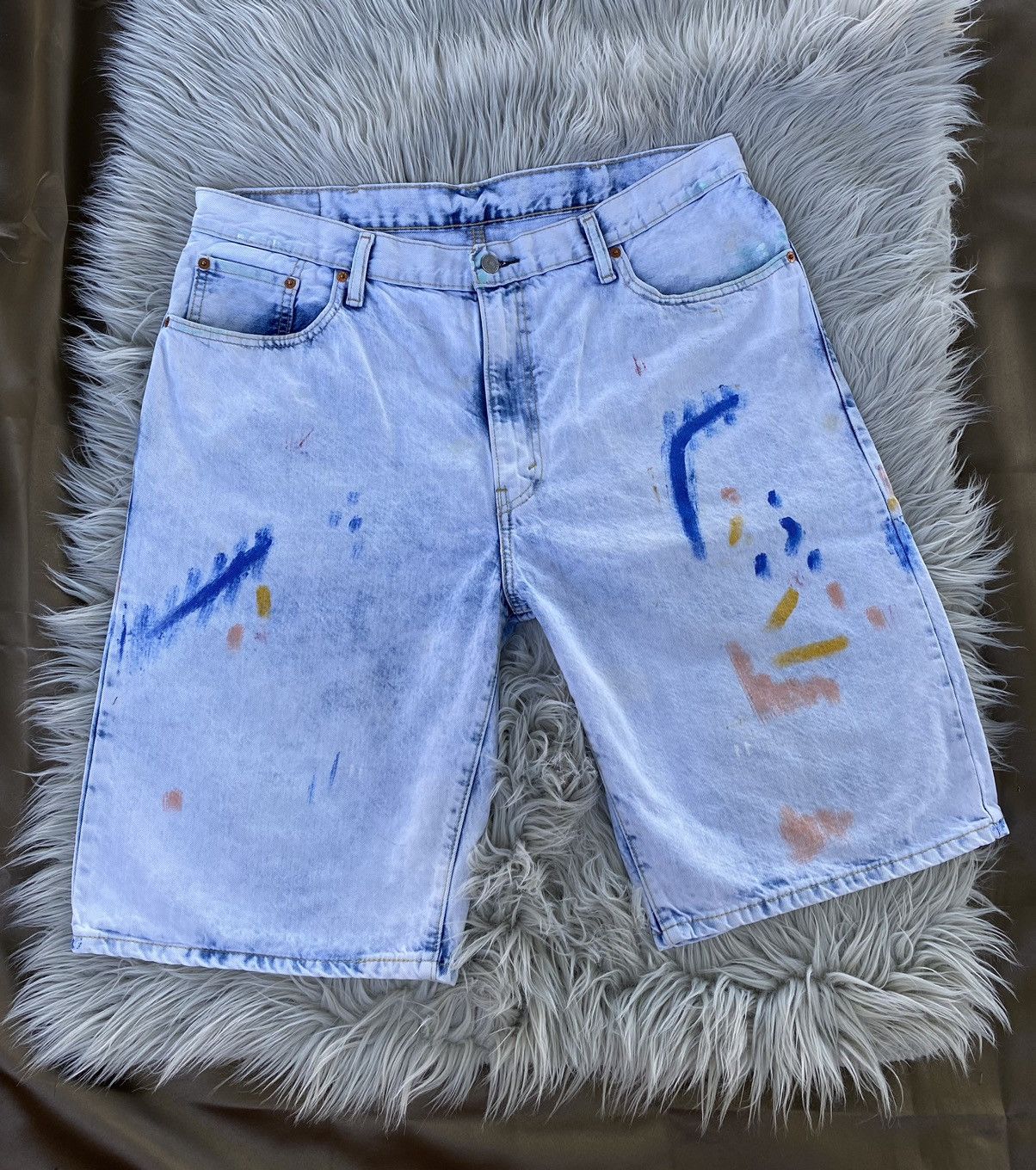 Levi’s 569 Distressed Painted Bleached Baggy Jeans Shorts 38