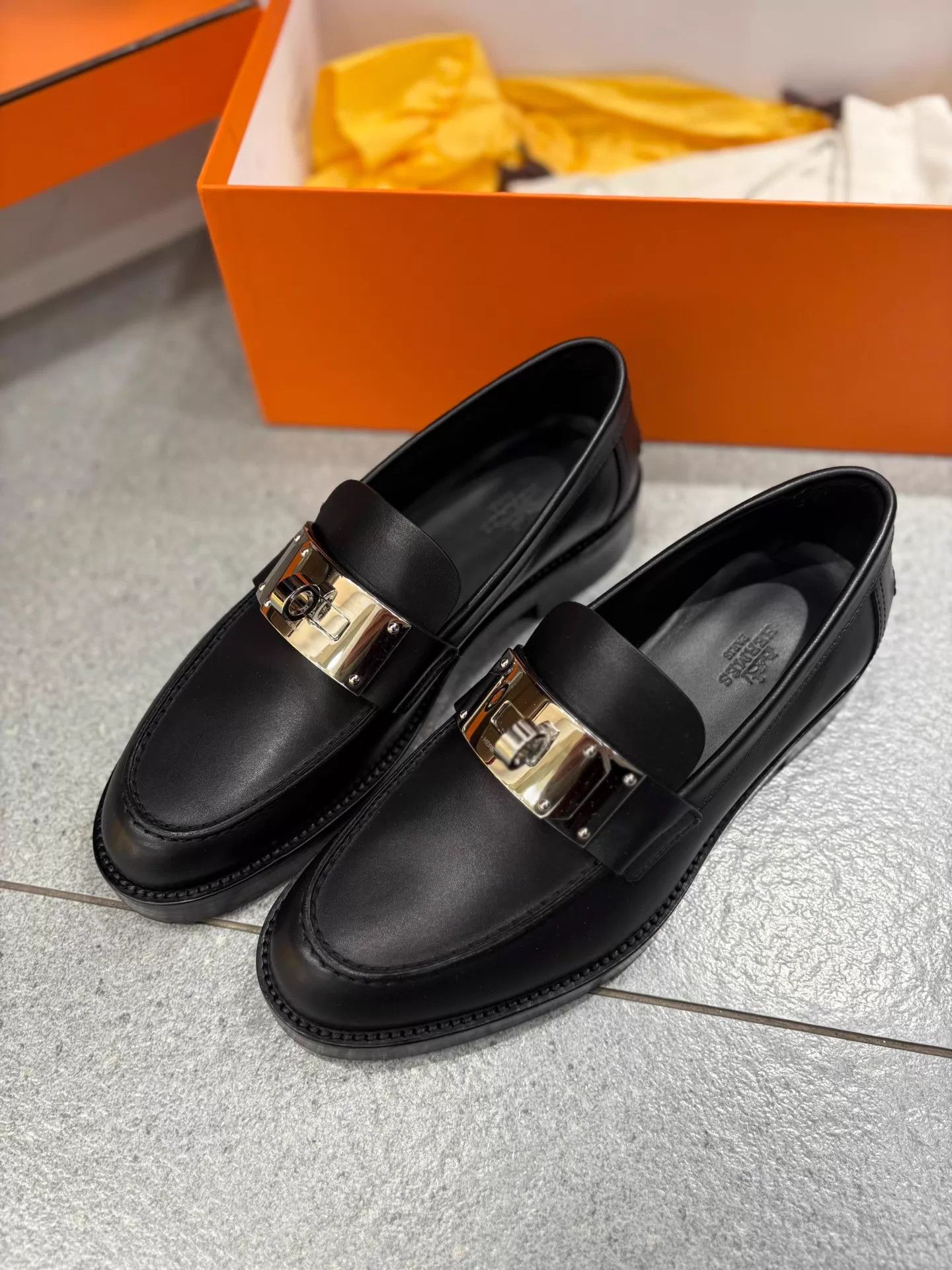 Hermes Hermes Black/Silver Wide Kelly Buckle Loafer VGC 37.5/37 Size US 7 / IT 37 - 1 Thumbnail