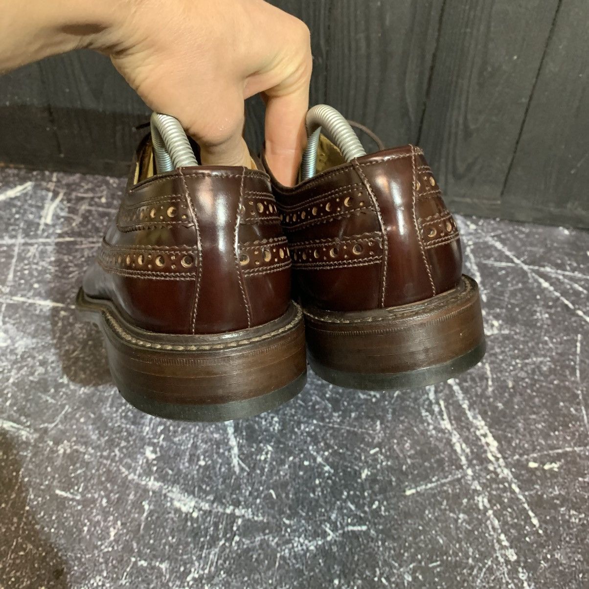 Loake Loake Leather Brogue Size 6.5 UK 40.5 EU 25.5 cm Size US 6.5 / EU 39-40 - 7 Thumbnail