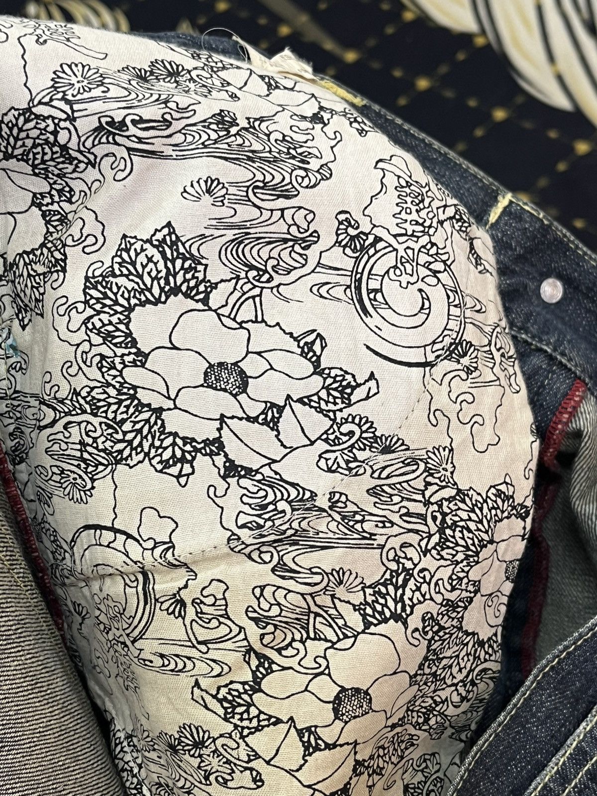 Le Grande Bleu (L.G.B.) Vintage Namitatsu Baggy Karakuri Tamashi Style Denim Size US 44 / EU 60 - 12 Thumbnail