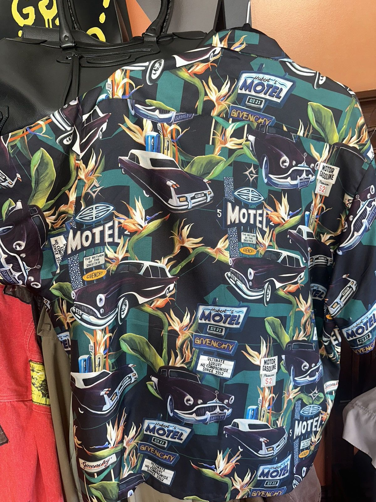 Givenchy Givenchy Short Sleeve Paradise Motel Shirt Size US L / EU 52-54 / 3 - 5 Thumbnail