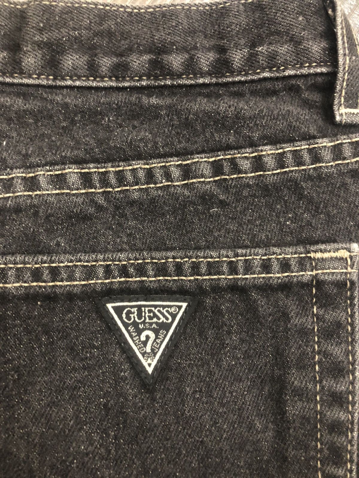 Guess Guess 🇺🇸 original fit 050 cut off jean shorts Vintage 90’s 31 Size US 31 - 3 Thumbnail