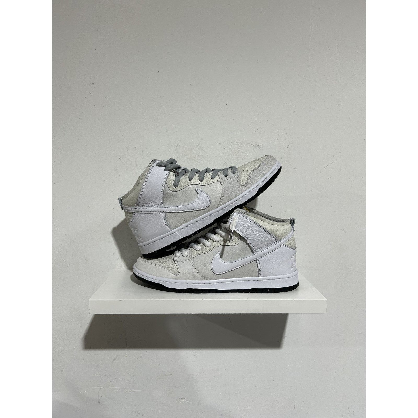 Nike NIKE SB DUNK HIGH ANTIHERO SKATEBOARDS SIZE 11.5 PREOWNED Size US 11.5 / EU 44-45 - 1 Thumbnail
