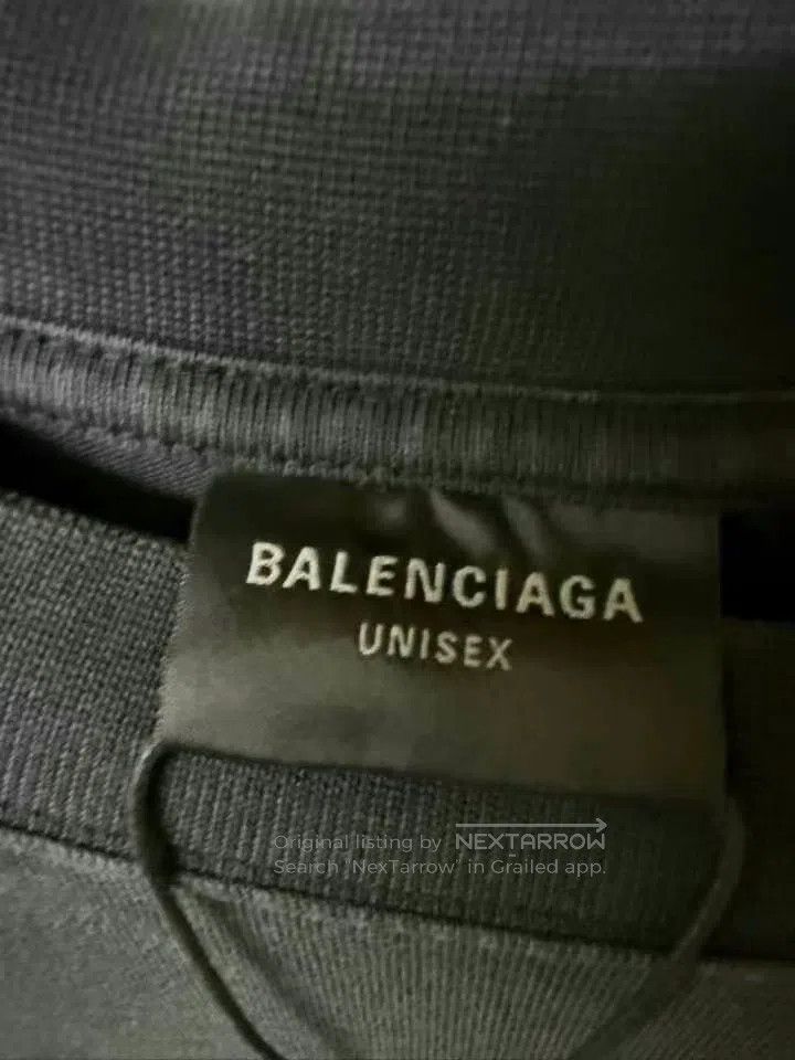 Balenciaga Balenciaga Bitcoin totemic asymmetrical short-sleeved T-sh Size US M / EU 48-50 / 2 - 3 Thumbnail