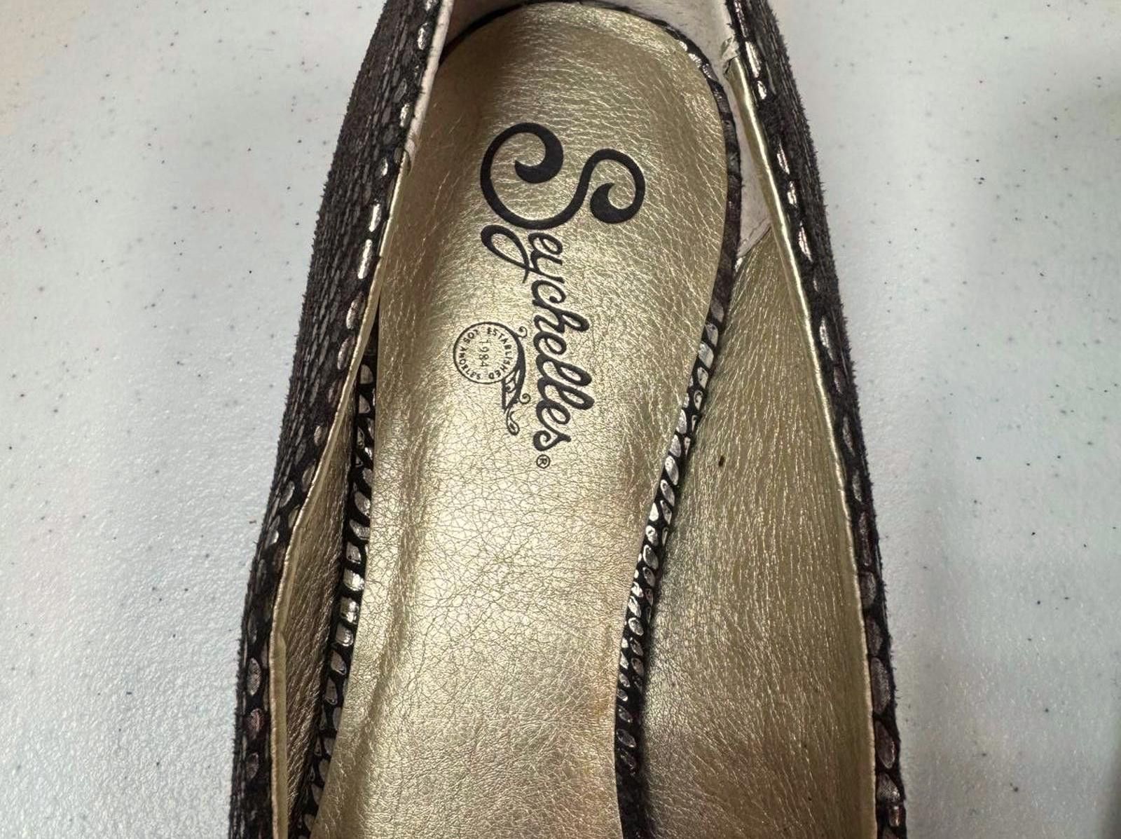 Designer Stylish Seychelles Snakeskin Print Flats Size US 10 / IT 40 - 2 Thumbnail