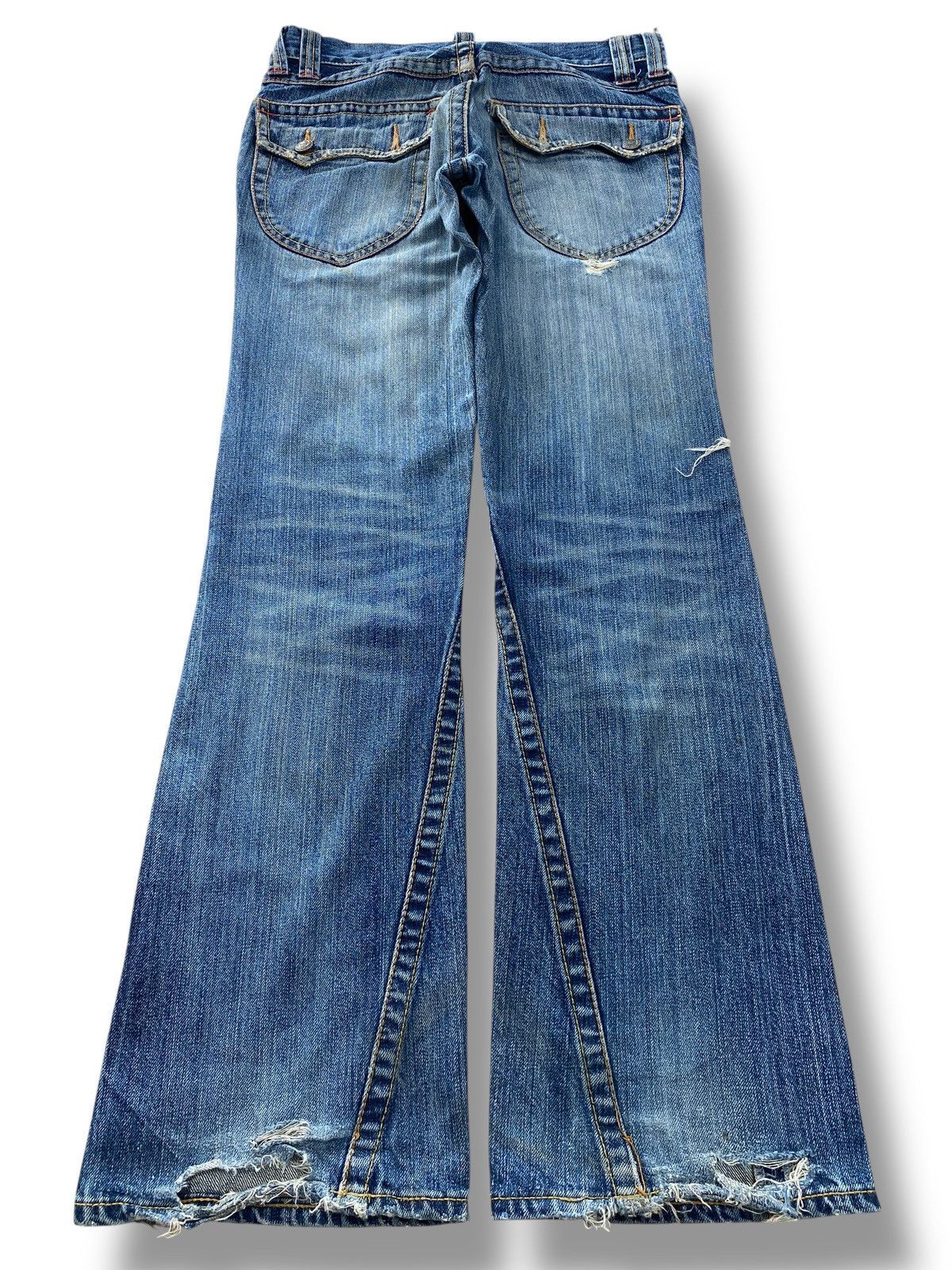 Japanese Brand Japanese Brand Faded Wash Ripped Style Twisted Leg Jeans Size US 31 - 3 Thumbnail
