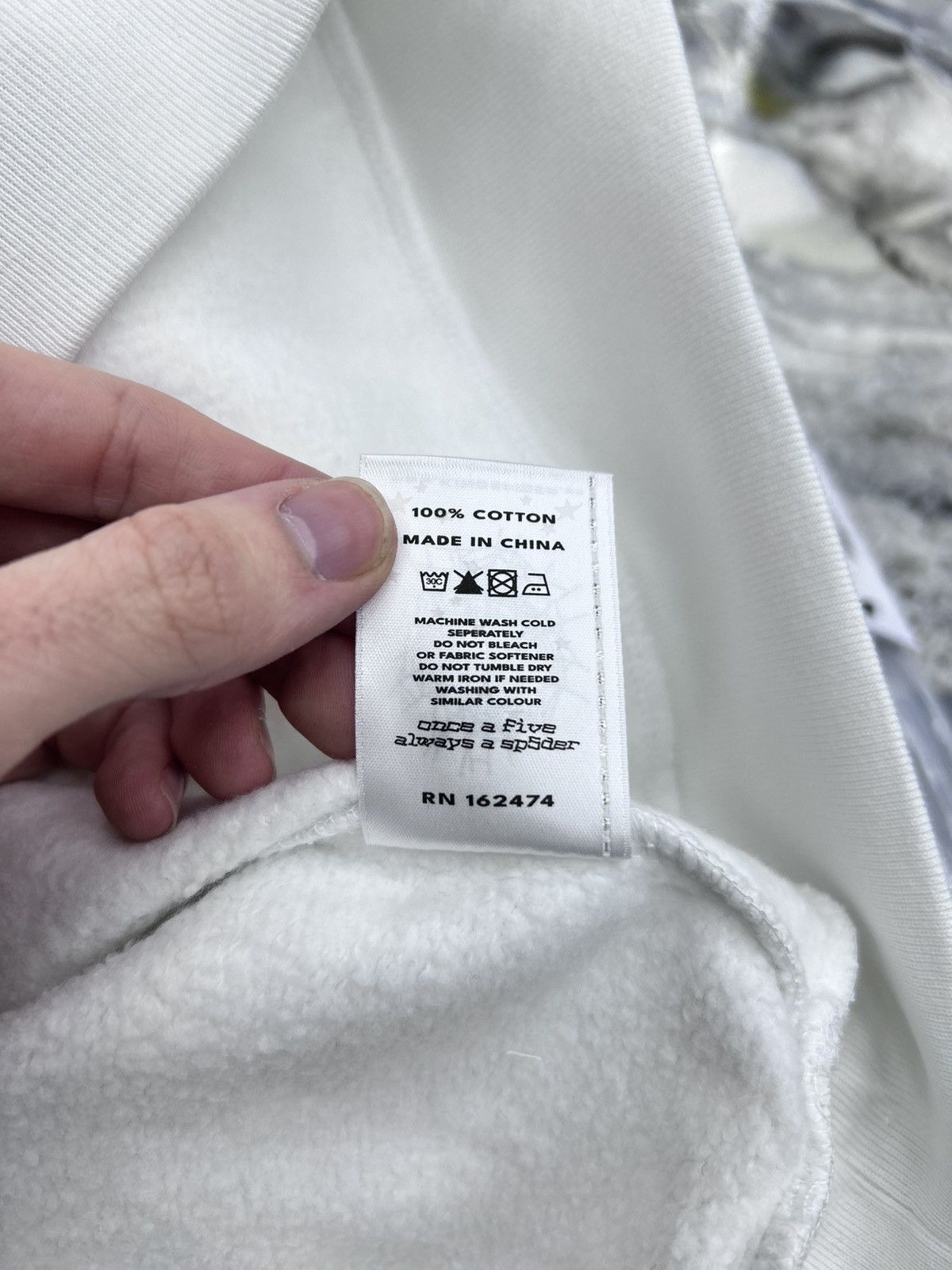 Sp5der Sp5der OG Web V2 Gradient Hoodie White Orange Green Size M Size US M / EU 48-50 / 2 - 12 Thumbnail