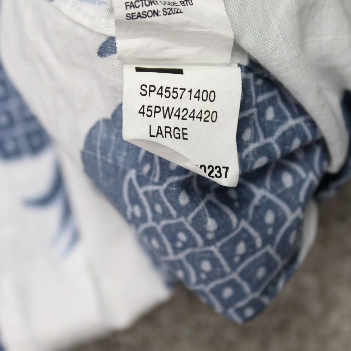 Izod IZOD Saltwater Pineapple AOP Shirt Mens Large White Short Sleeve Button-Up Casual Hawaiian Classic Mens L White Pineapple Pattern Size US L / EU 52-54 / 3 - 7 Thumbnail