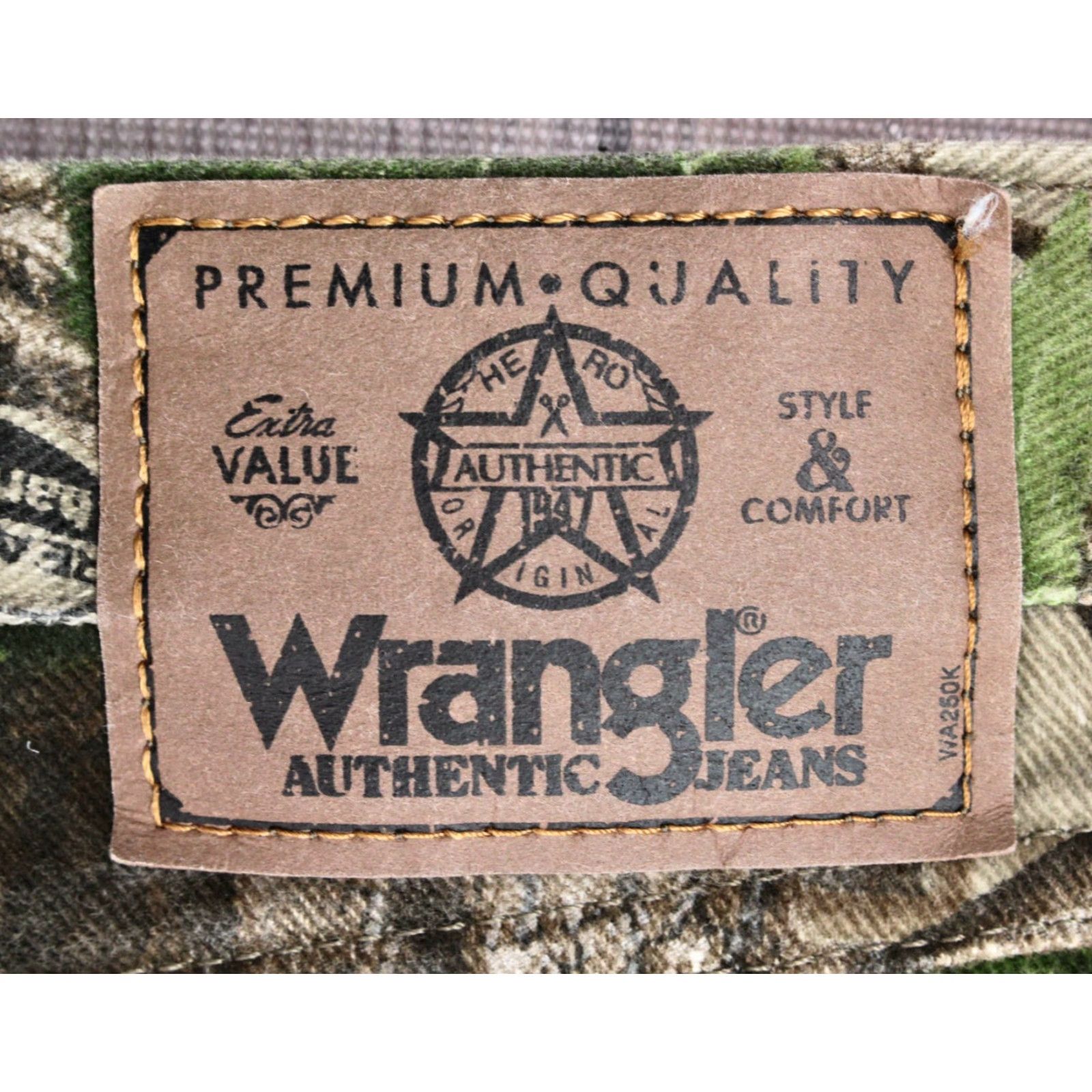 Wrangler Wrangler 90s Camo Pants Shirt Category? Size US 42 / EU 58 - 6 Thumbnail