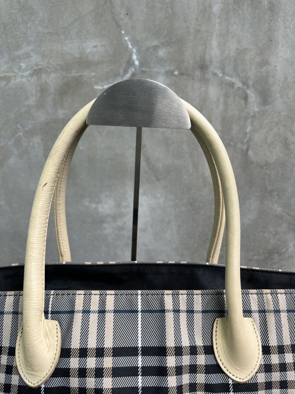 Burberry Blue Label Nova Check Hand Bag Size ONE SIZE - 4 Thumbnail