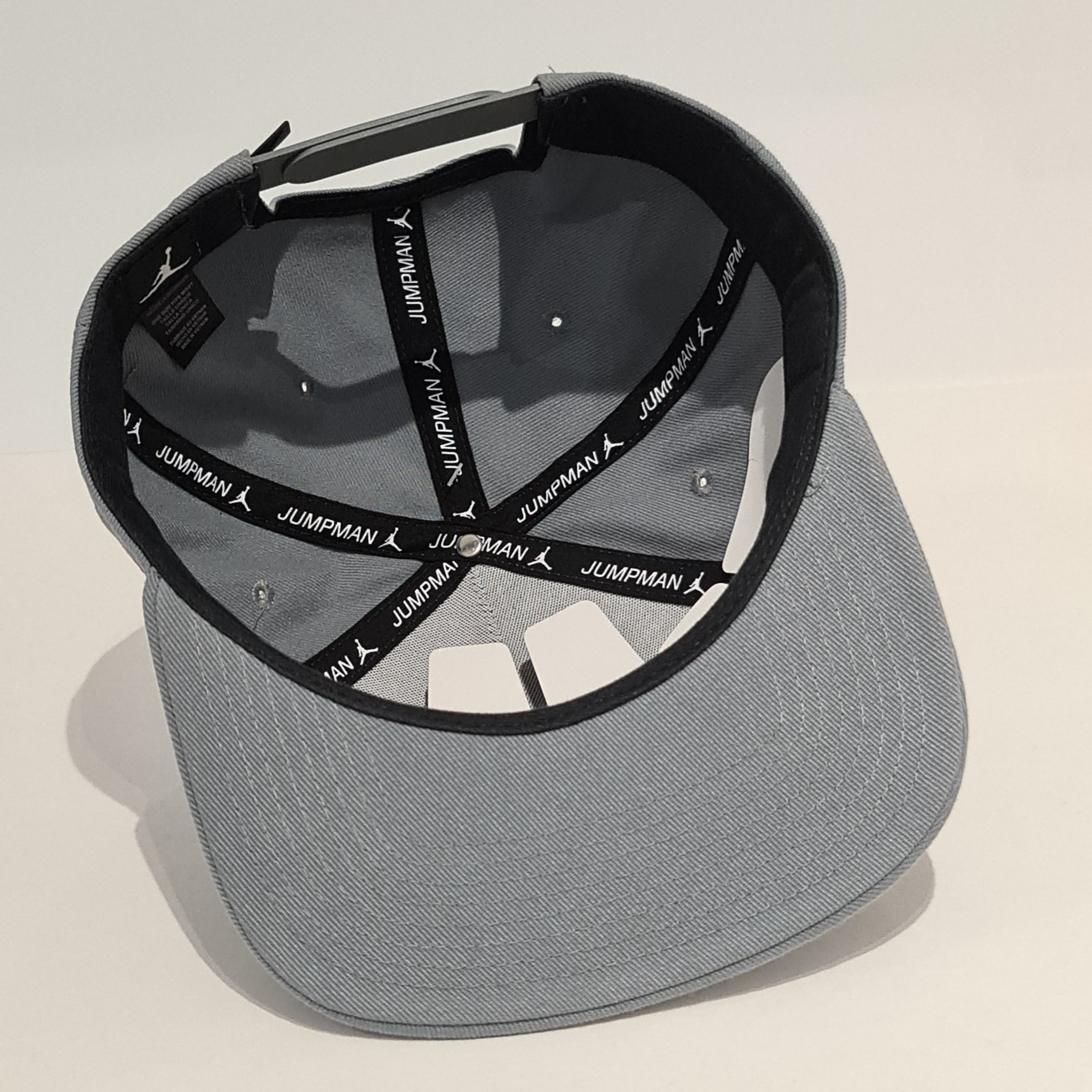 Jordan Brand Jordan Cap Snapback 'Air Jordan Space Jam' Grey Size ONE SIZE - 7 Thumbnail