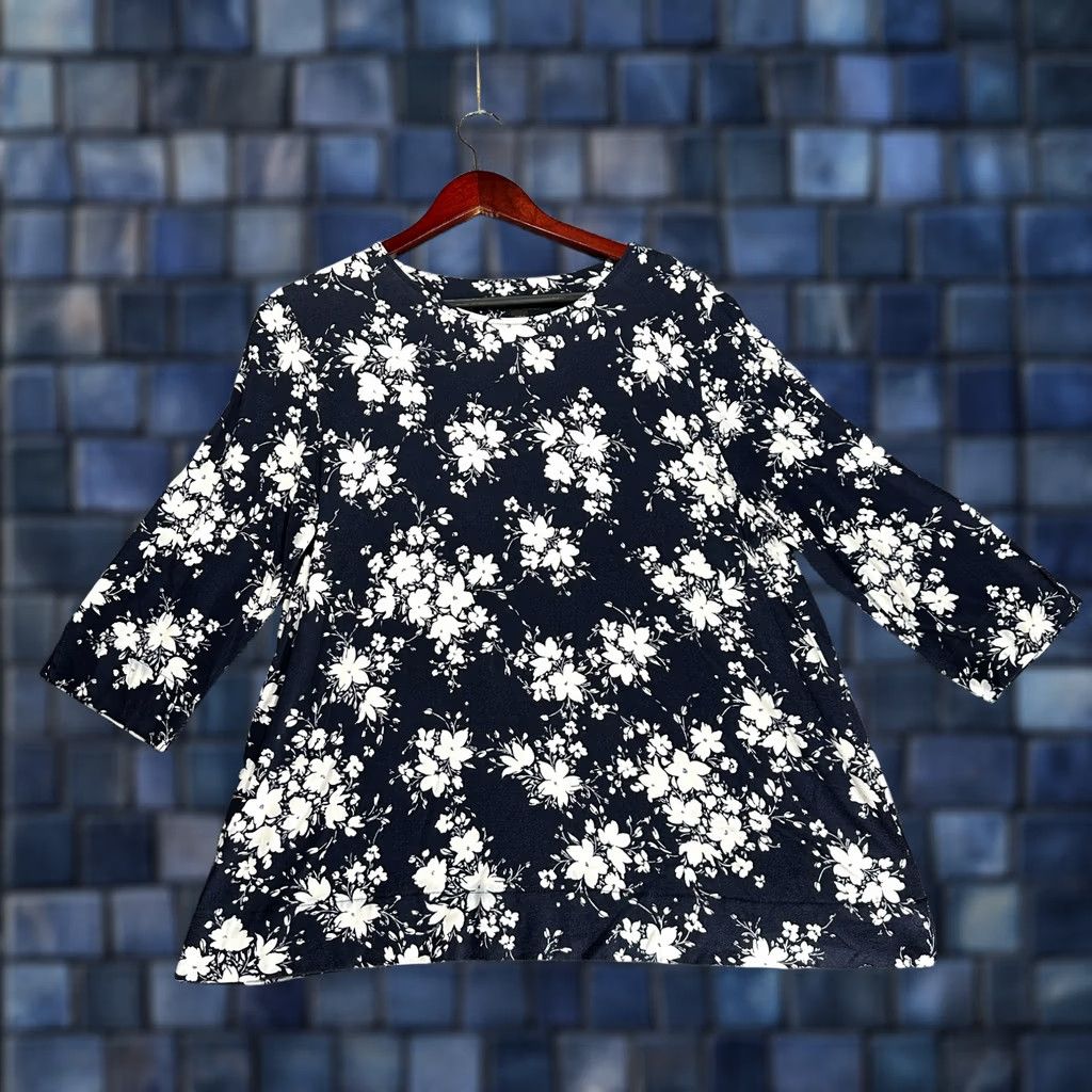 J. Jill J. Jill Top Womens Large Wearever Collection 3/4 Sleeve Navy Blue White Floral Shirt Blouse Casual Travel Modern Womens Size L / US 10 / IT 46 - 1 Thumbnail