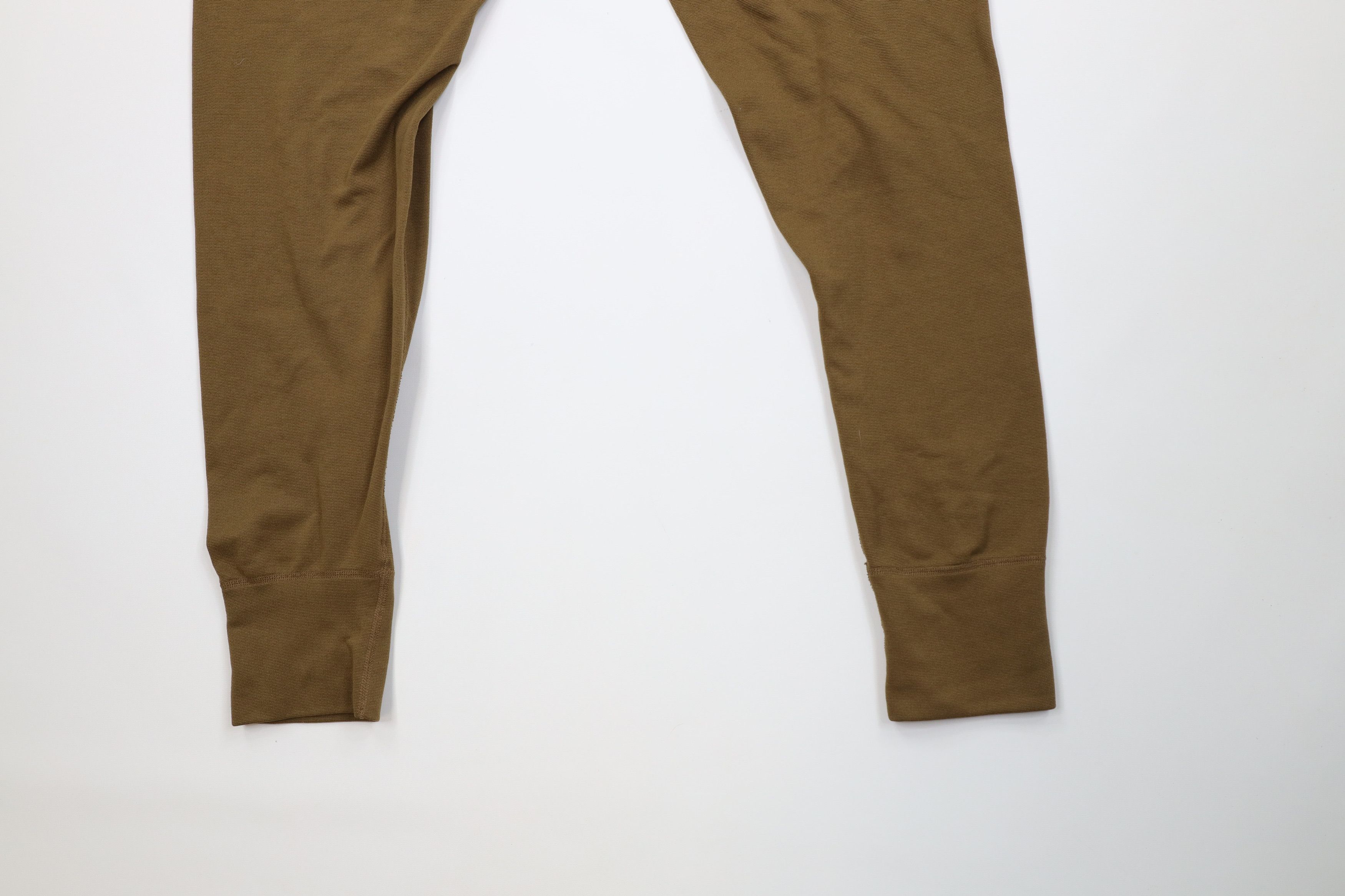 Cabelas Vintage 90s Cabelas Thermal Knit Joggers Pants Brown USA Size US 38 / EU 54 - 13 Thumbnail