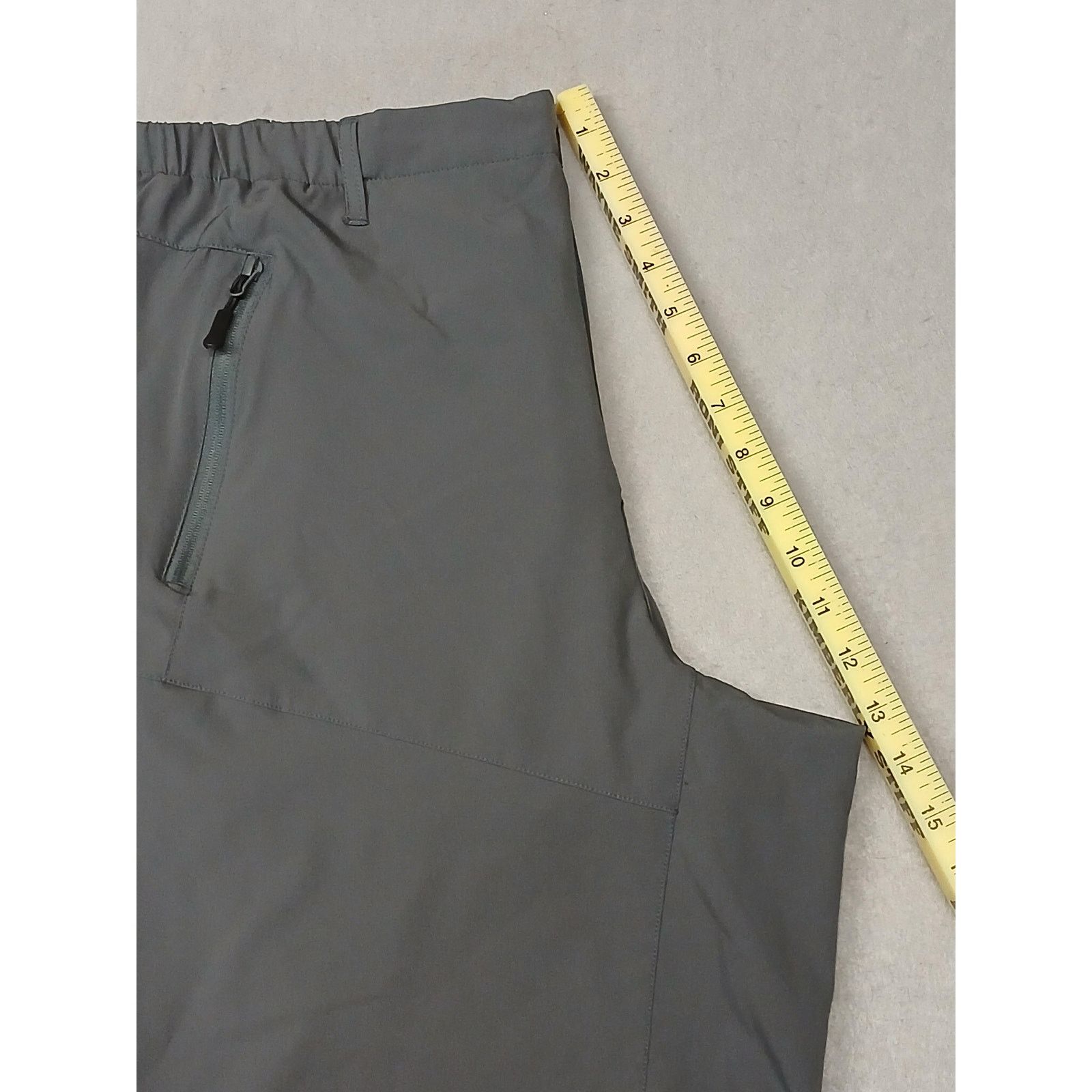 Vuori Vuori (32") Men's Gray Athletic Dri Fit Shorts Size US 32 / EU 48 - 4 Thumbnail