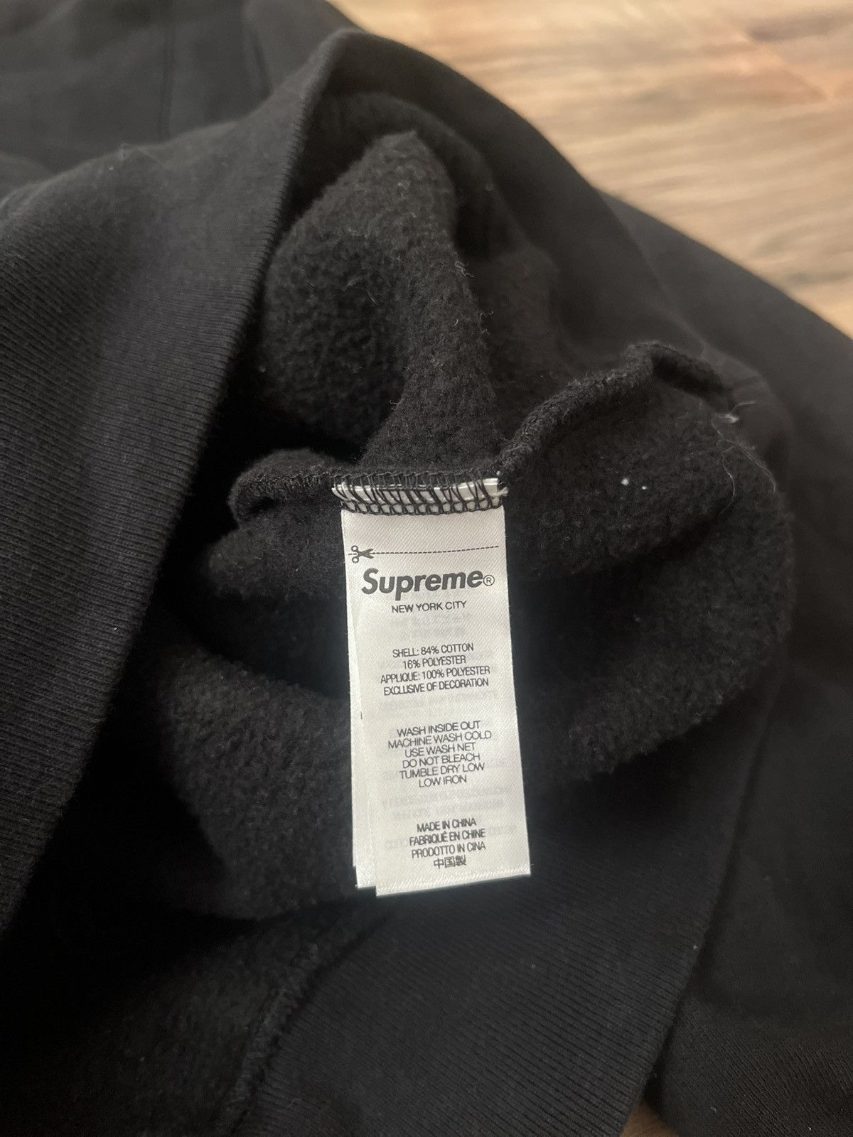 Supreme Supreme Satin Appliqué Hooded Sweatshirt Size US L / EU 52-54 / 3 - 12 Thumbnail
