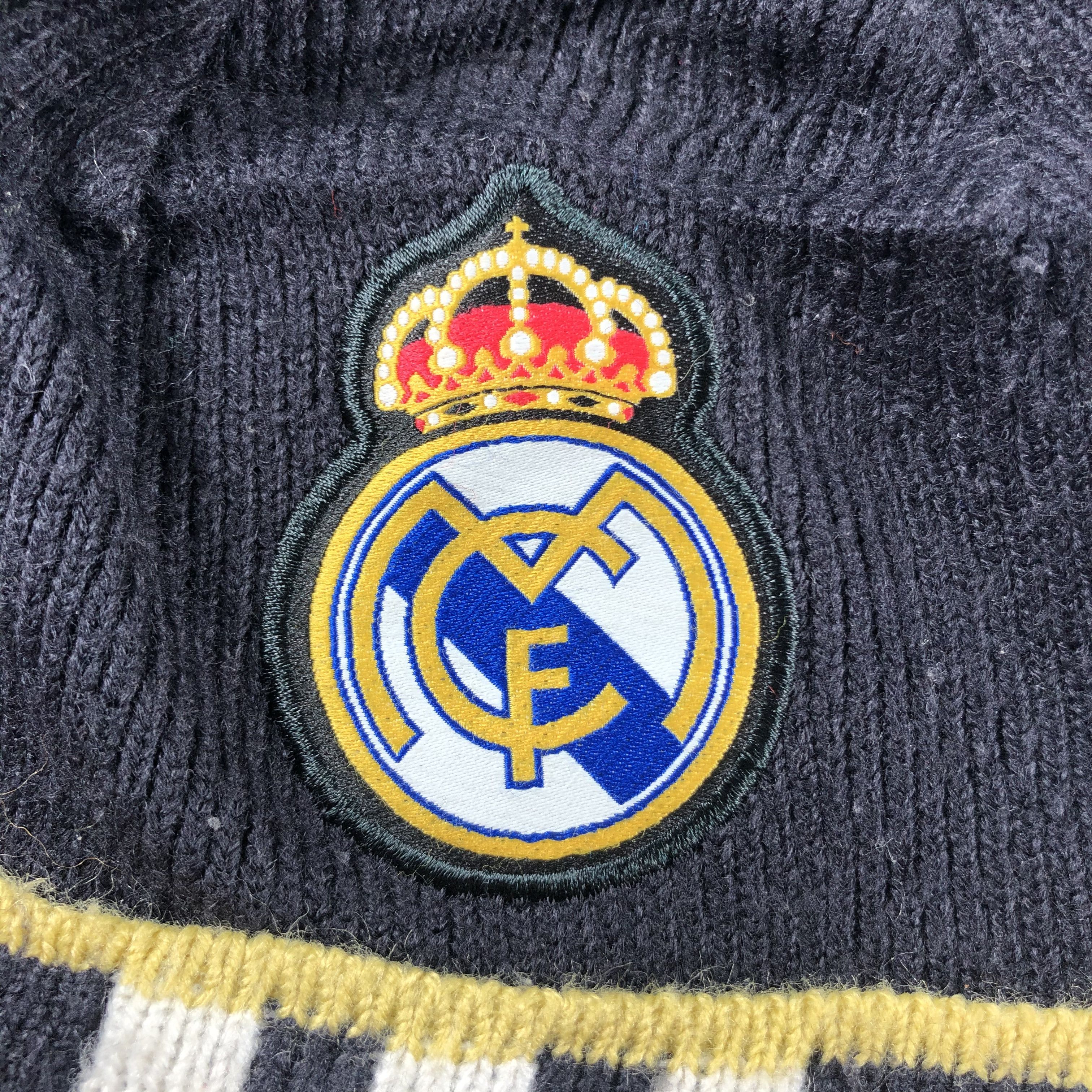 Adidas × Vintage Adidas x Real Madrid Fc Beanie Snow Hat Snow Cap -D182 Size ONE SIZE - 4 Thumbnail