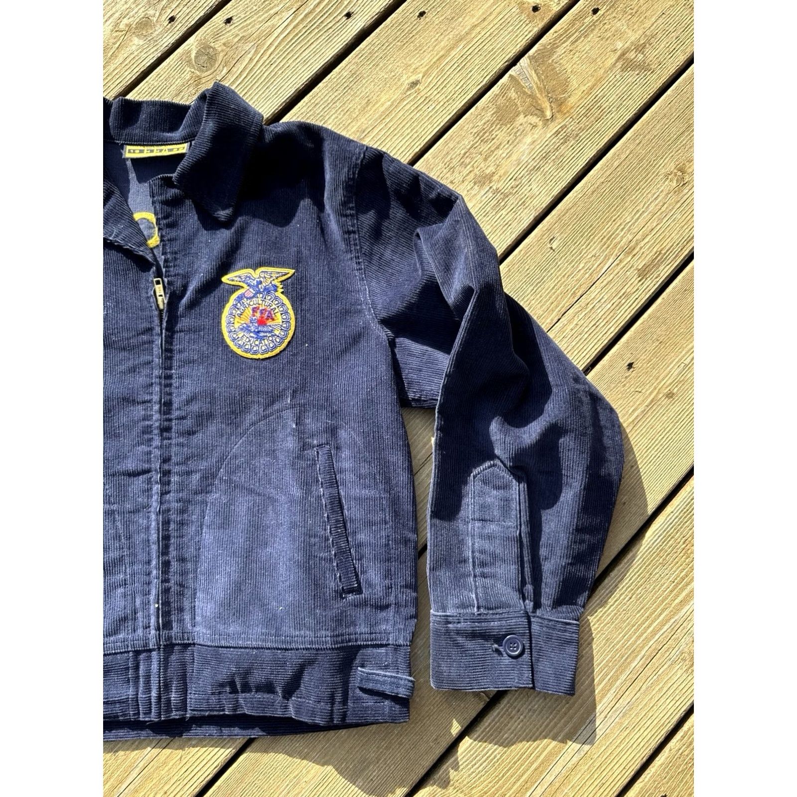 Vintage VINTAGE FFA Corduroy Jacket Navy Blue 38 Adult Medium Wisconsin Cashton FFA Emblem 1990s Casual Mens Size US XXS / EU 40 - 5 Thumbnail
