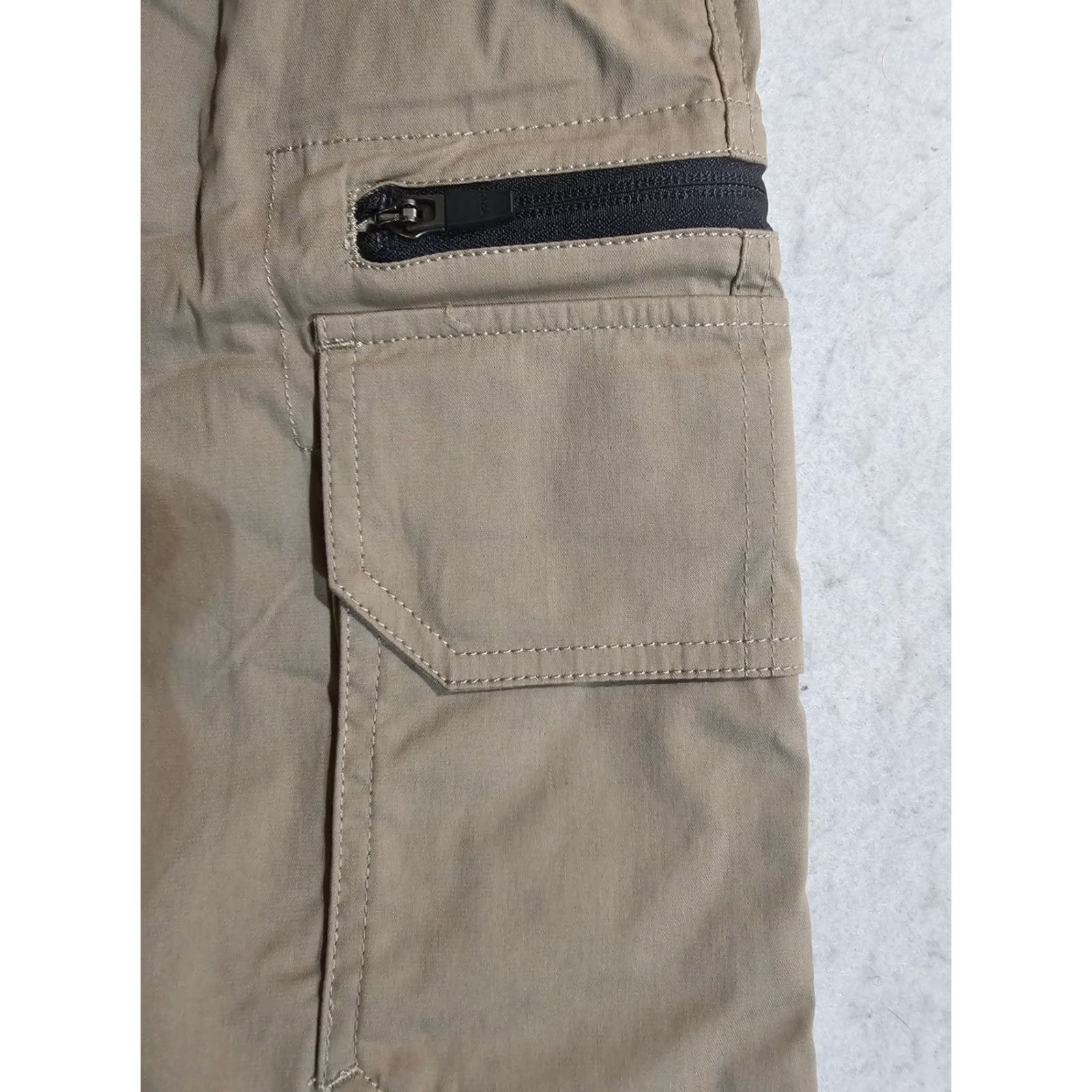 Vintage BC Clothing Classic Convertible Cargo Hiking Pants Khaki Men's Medium 34x30 Size Medium Cargo Pocket Zipper 4-Season Vintage No Size US 31 - 7 Thumbnail