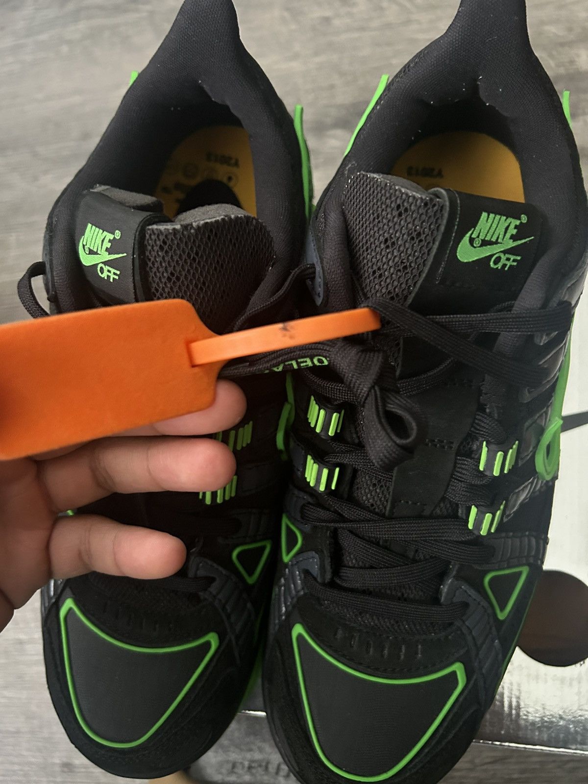Nike × Off-White Nike Air Rubber Dunk Off-White Green Strike Size US 9 / EU 42 - 5 Thumbnail