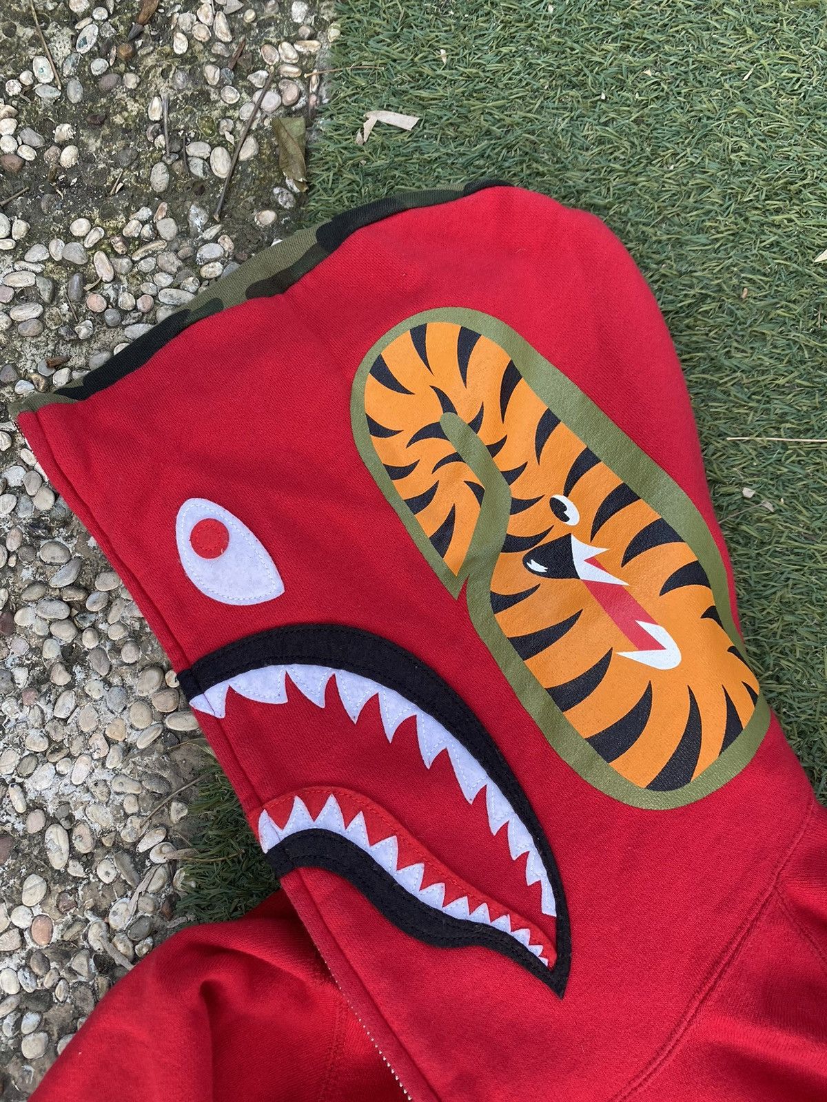 Bape 1st Camo Shark Full Zip Hoodie Size US M / EU 48-50 / 2 - 6 Thumbnail