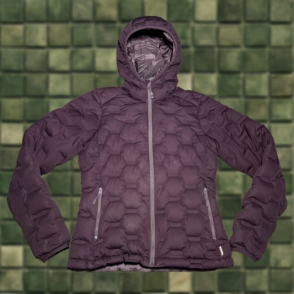 Mountain Hardwear VINTAGE Mountain Hardwear stretch down jacket Womens XS Deep Purple Plum Hooded Puffer Size XS / US 0-2 / IT 36-38 - 1 Thumbnail