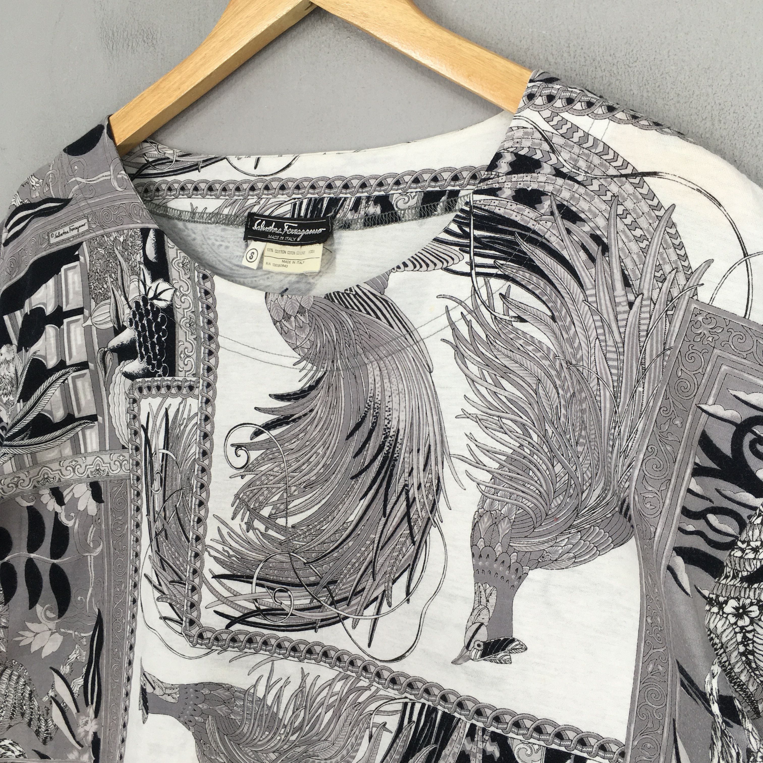 Salvatore Ferragamo Salvatore Ferragamo Italy Phoenix Bird Artwork T shirt Small Size US S / EU 44-46 / 1 - 3 Thumbnail