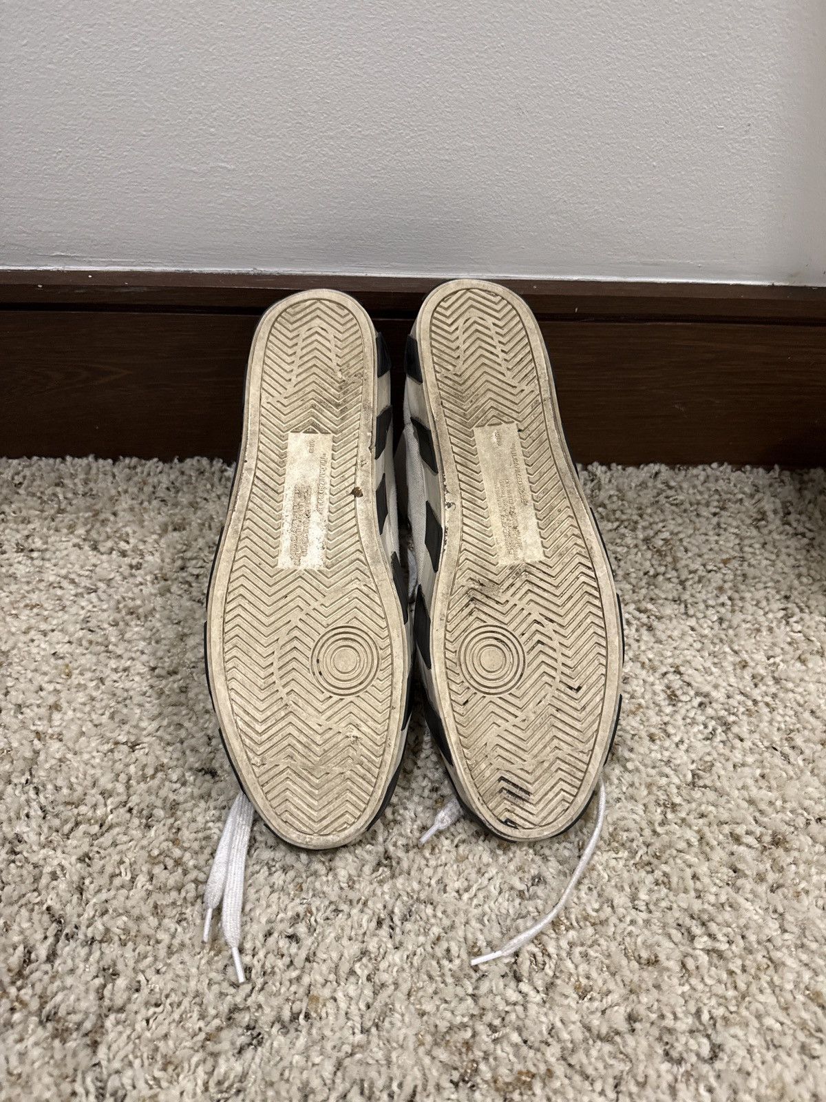 Off-White Off-White Vulcanized High White EU 44 (US 10) Size US 11 / EU 44 - 2 Thumbnail