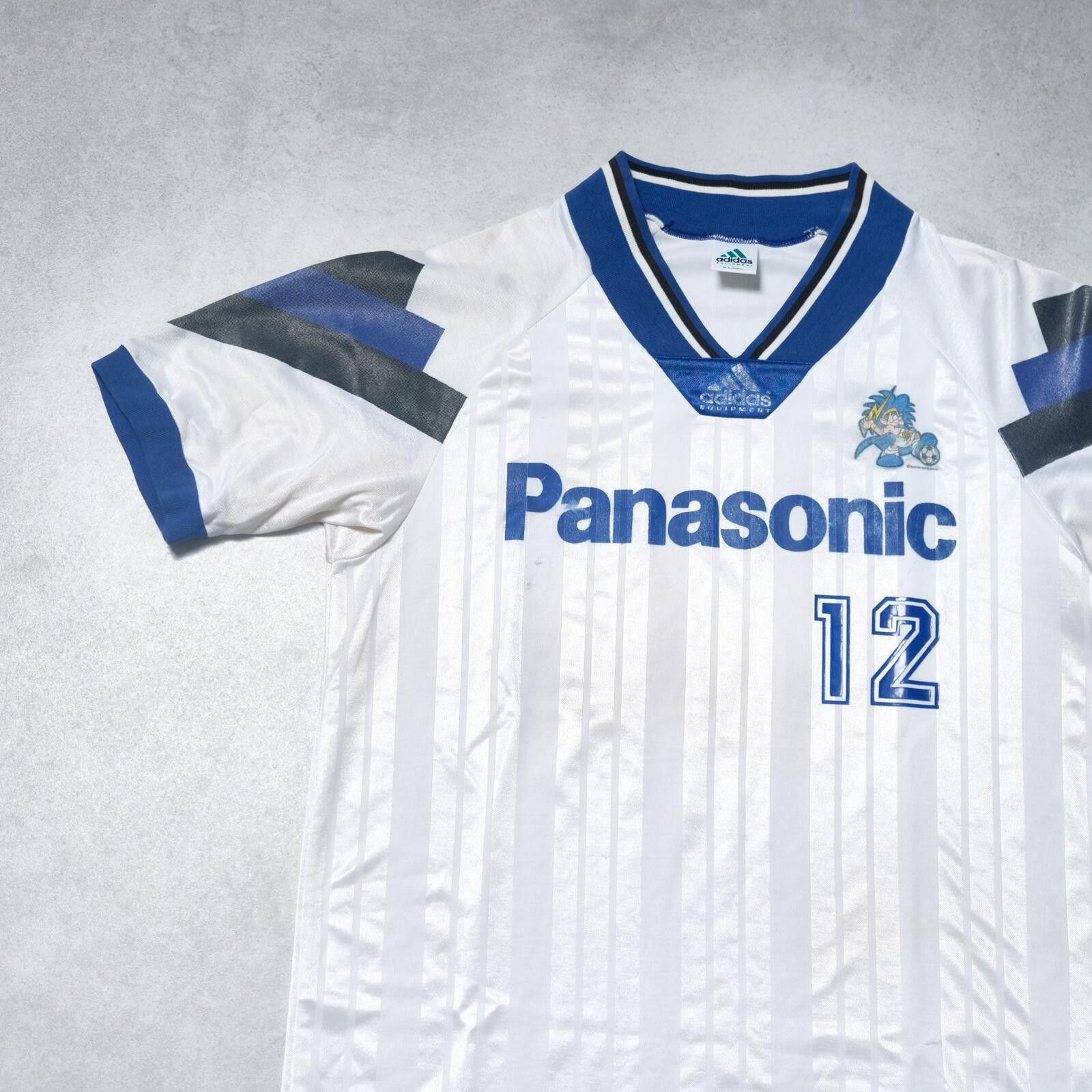 Adidas 1992/93 Gamba Osaka Away Shirt Adidas J-League (M) Size US M / EU 48-50 / 2 - 7 Thumbnail