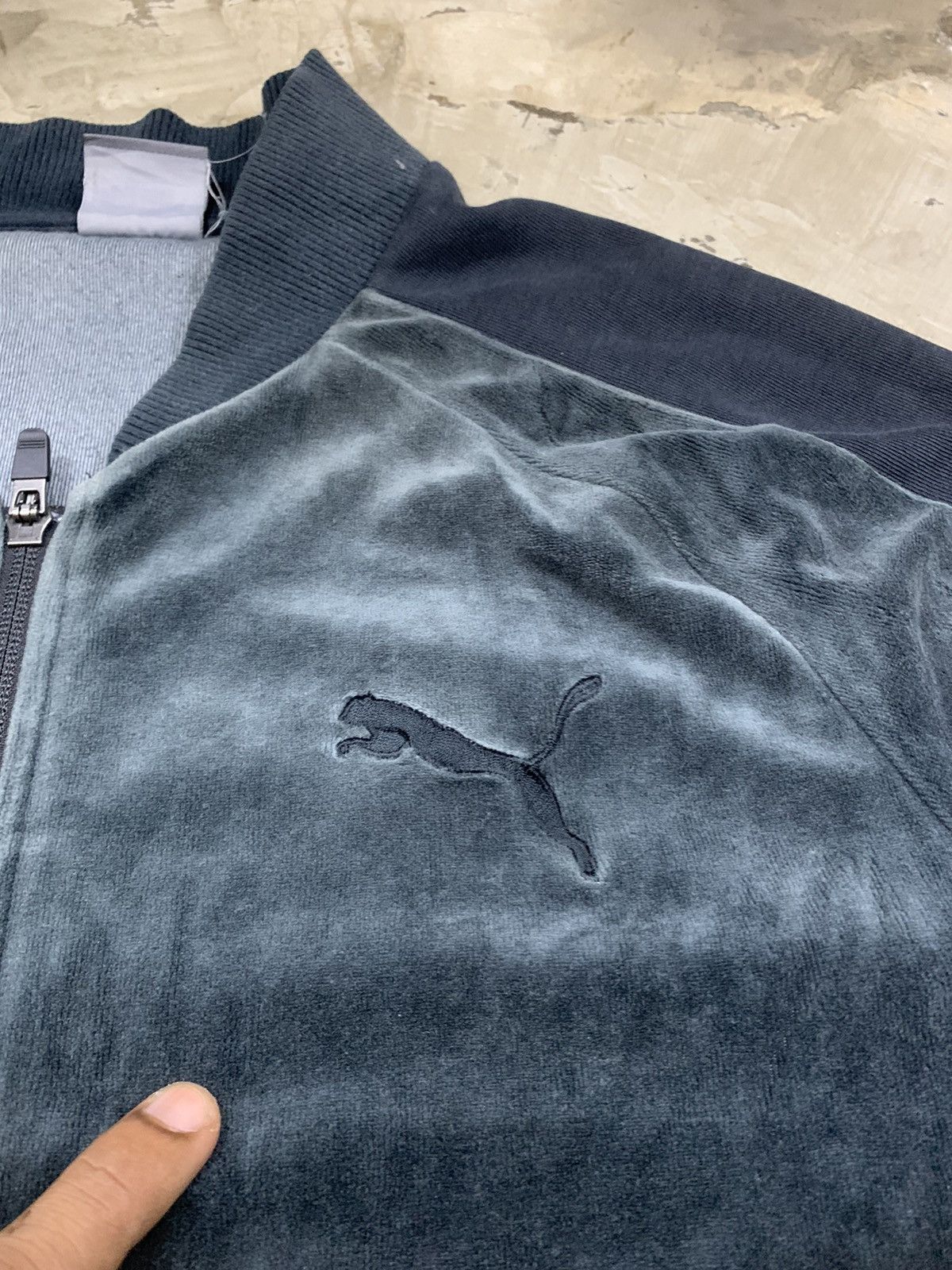 Japanese Brand × Puma × Vintage RARE PUMA TRACKTOP RARE DESIGN Size US L / EU 52-54 / 3 - 7 Thumbnail