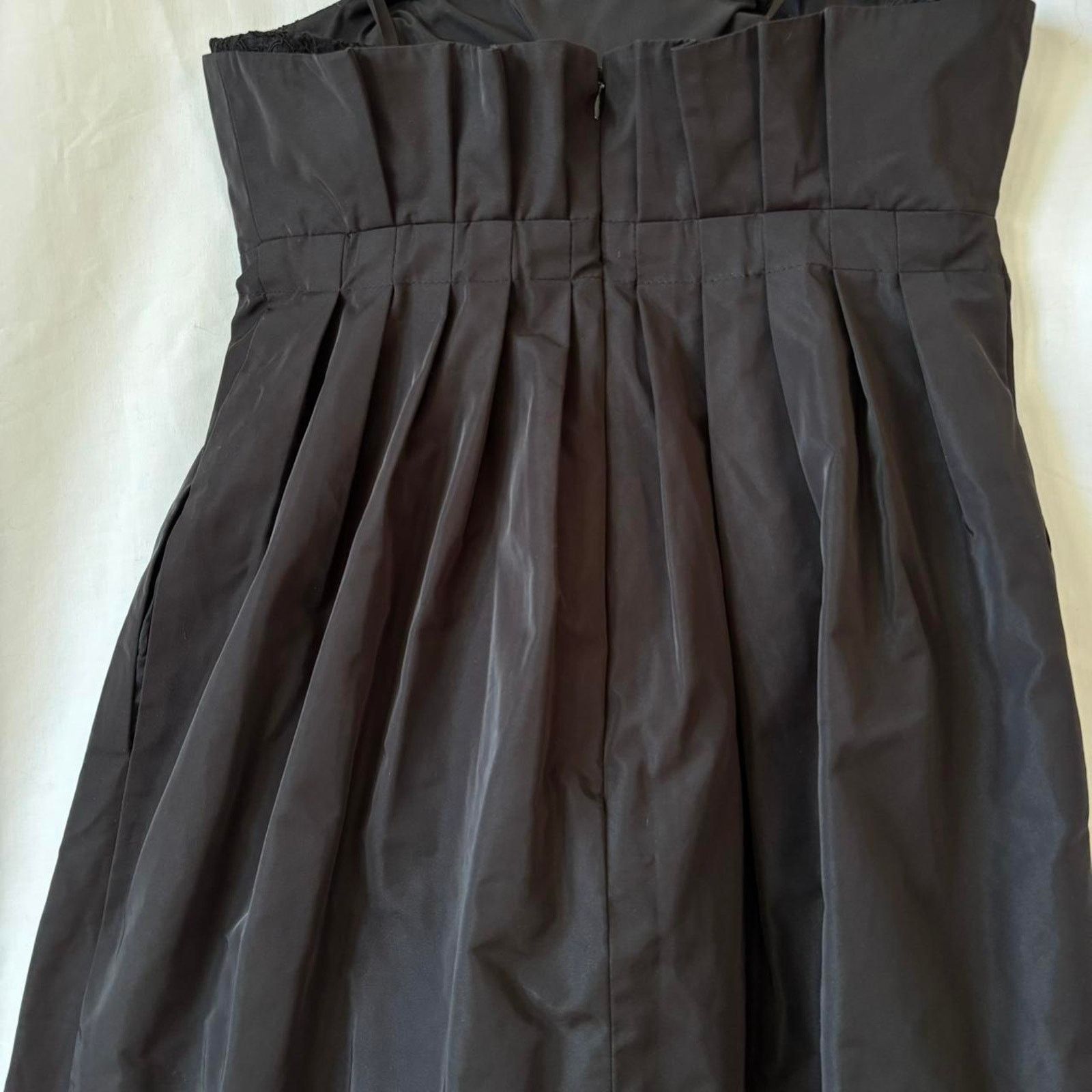 bebe black midi dress Bebe Women's Sweetheart Fit and Flare Midi Dress main image 0