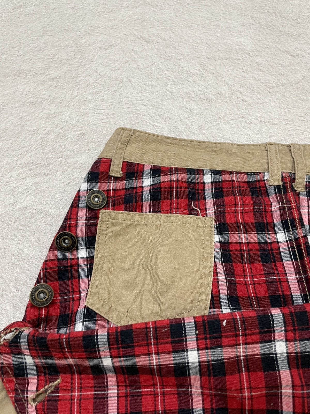 Japanese Brand 2000s Sorridere Gear Workwear Pants Khaki with Plaid Lining Size US 27 - 11 Thumbnail