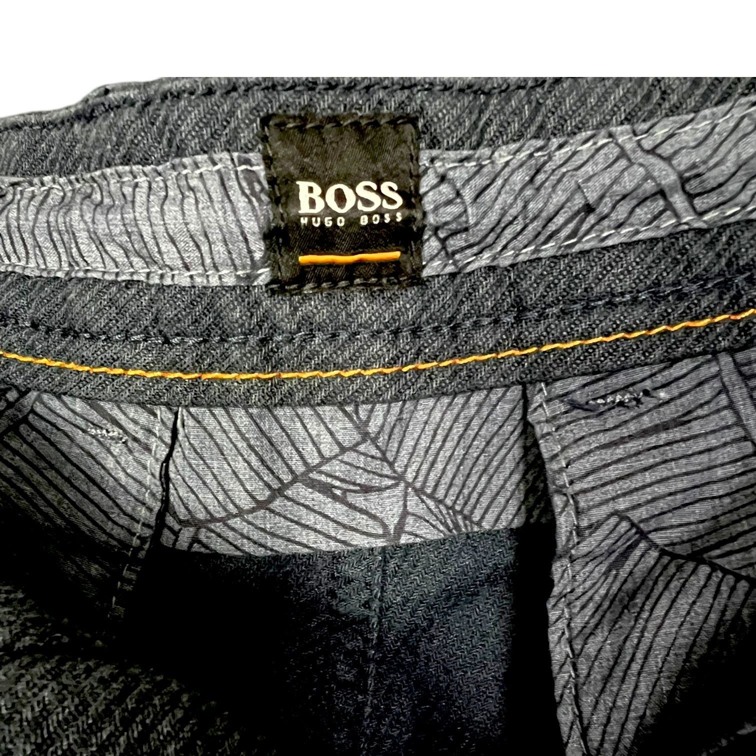 Hugo Boss Men's Hugo Boss Taper Fit Shorts - US 32R Size US 32 / EU 48 - 6 Thumbnail