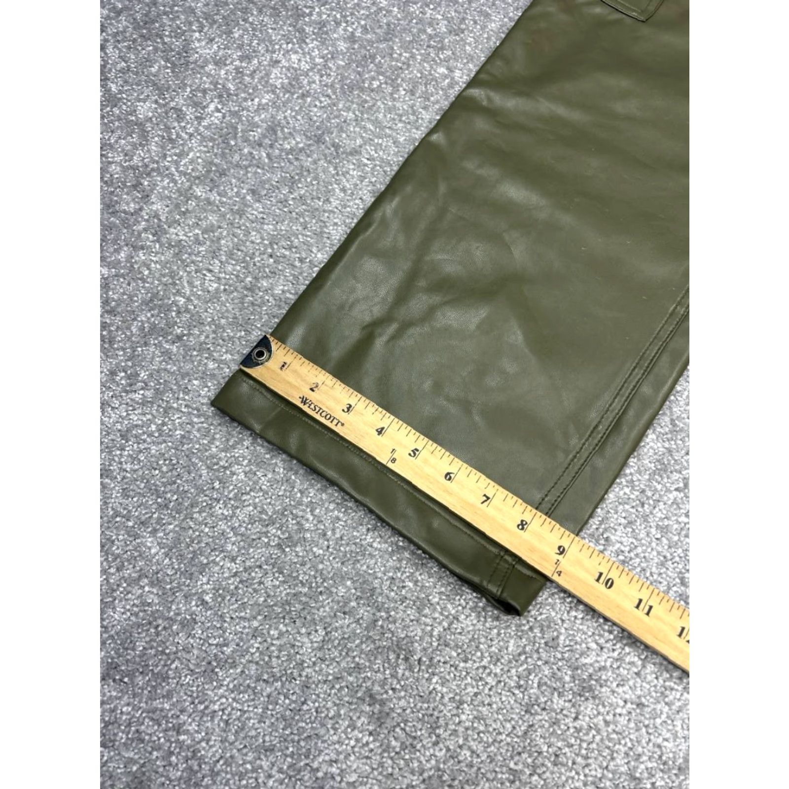 Abercrombie & Fitch Abercrombie & Fitch Curve Love The 90s Relaxed Cargo Pants Womens 28 Green Size 28" / US 6 / IT 42 - 4 Thumbnail