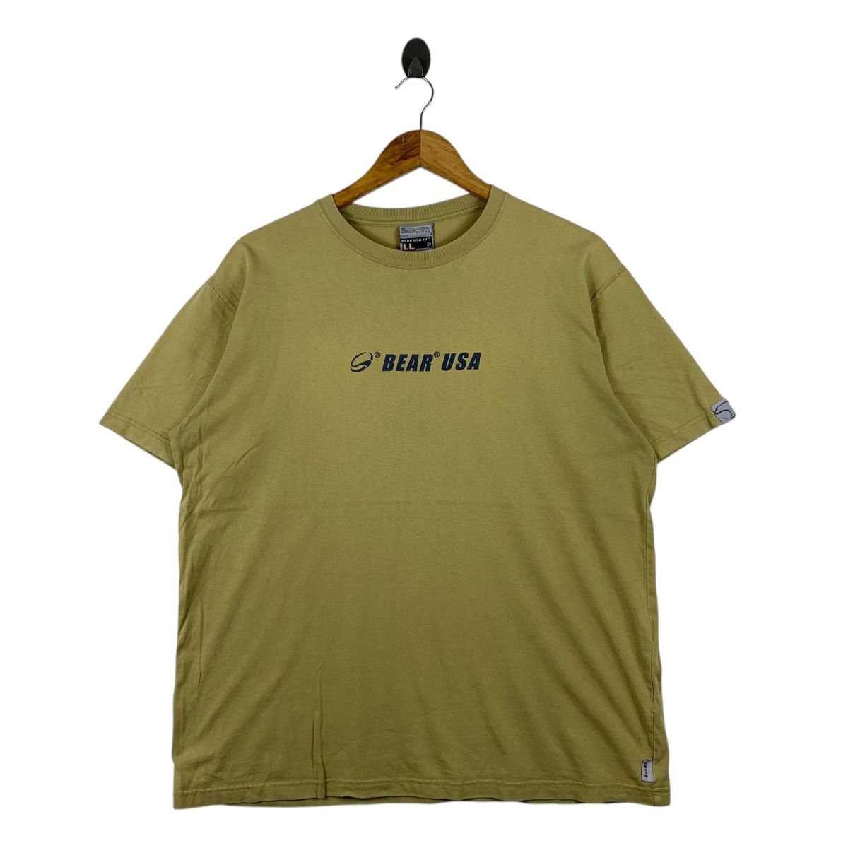 Vintage Vintage BEAR USA Surfing Surboard Hawaiian Big Logo T-Shirt Size US L / EU 52-54 / 3 - 1 Thumbnail
