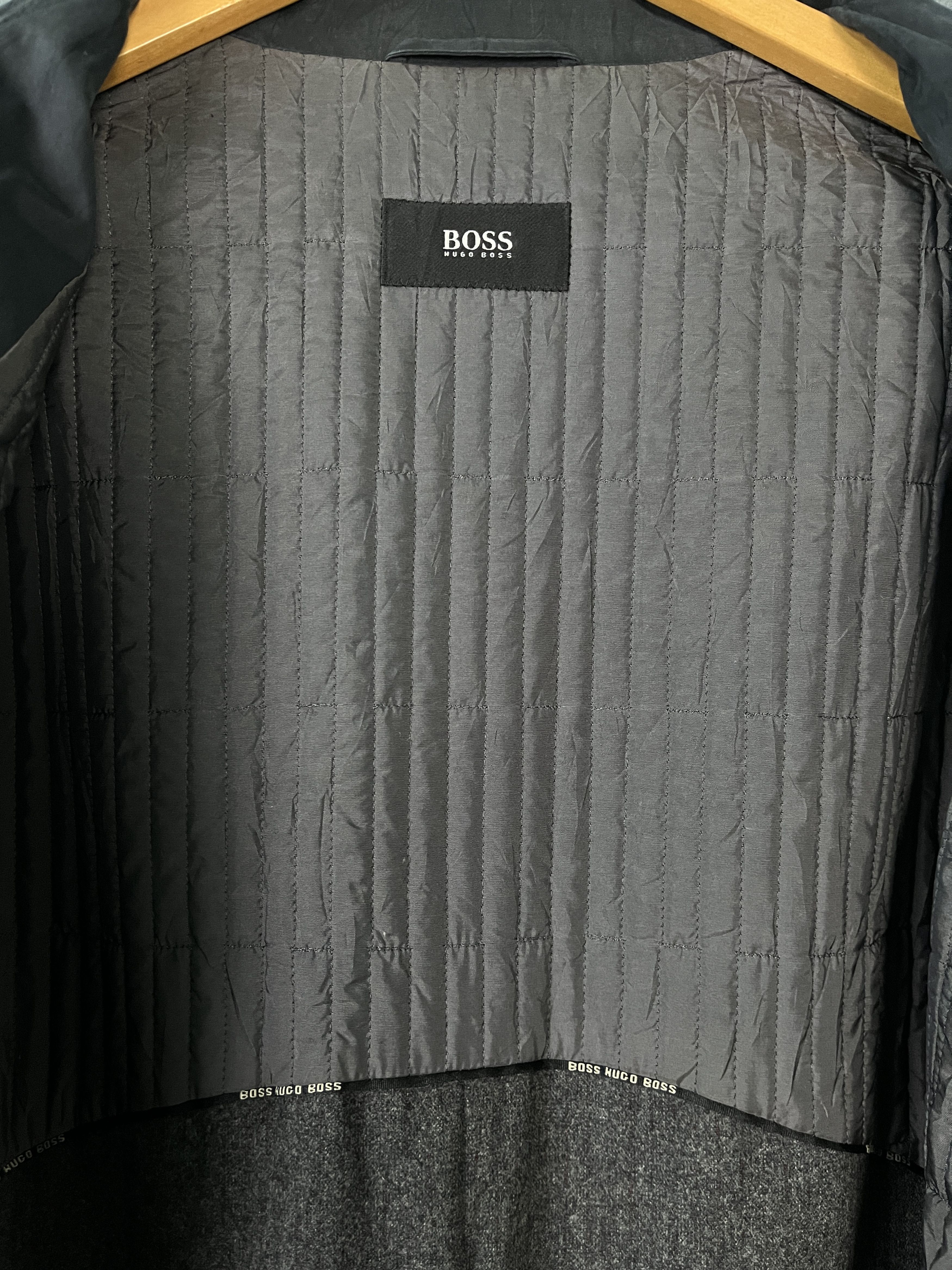 Hugo Boss Vintage Hugo Boss Trench Coat Made in Poland Size US M / EU 48-50 / 2 - 6 Thumbnail