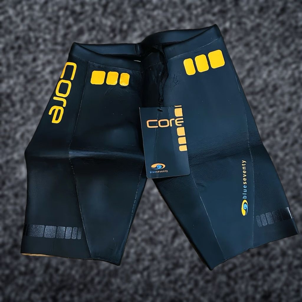 **BLUESEVENTY LAVA SHORTS SWIMMING BUOYANCY SMALL BLACK NEW** User: BLUESEVENTY LAVA SHORTS SWIMMING BUOYANCY SMALL BLACK NEW