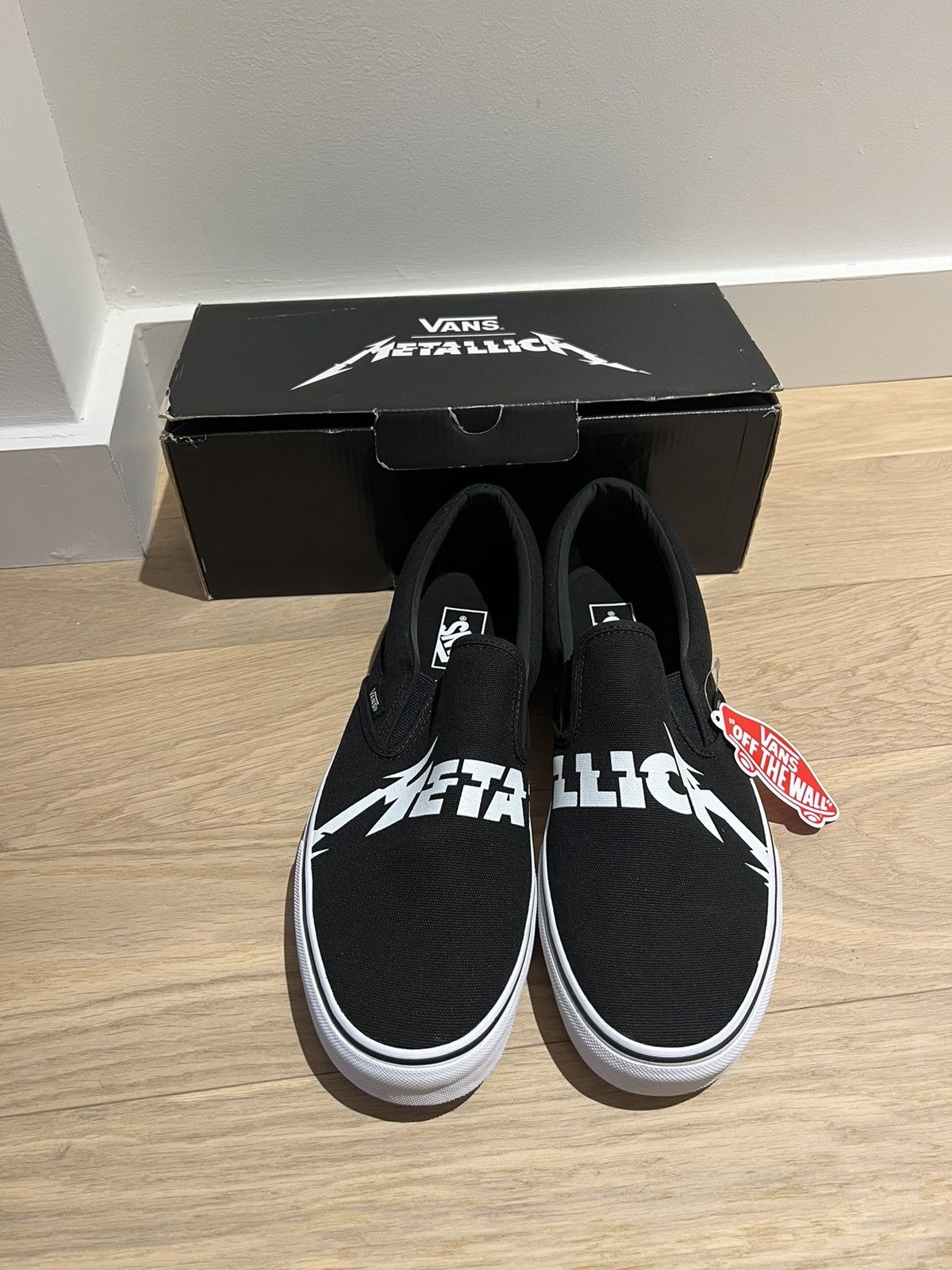 Vans slip on clearance metallica