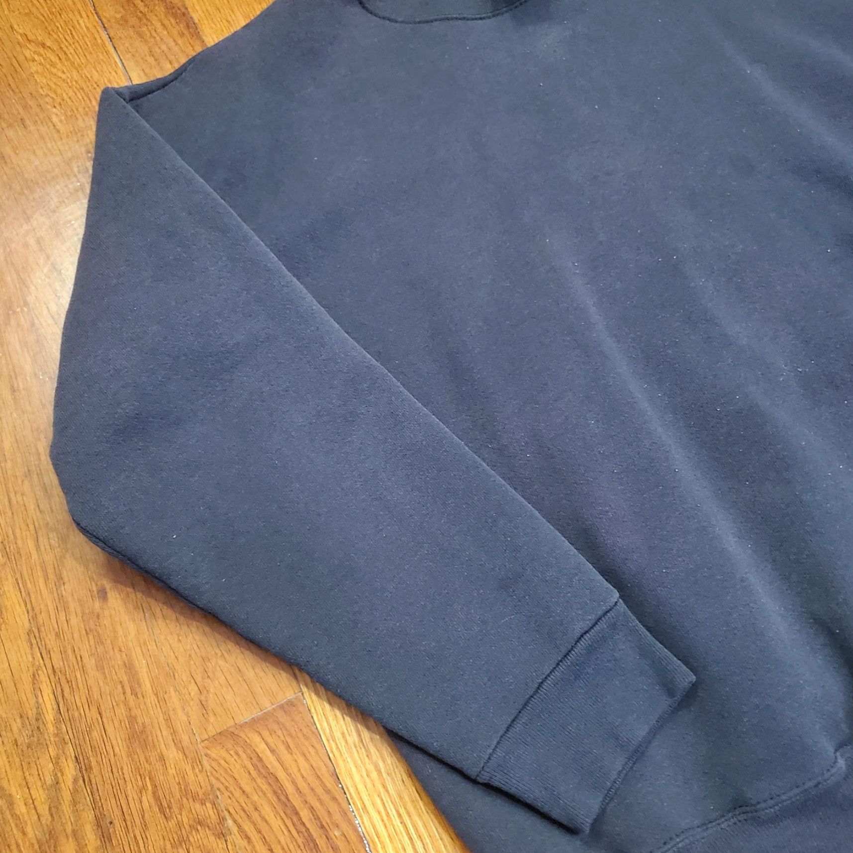 Vintage VINTAGE Discus Athletic Sweatshirt Mens Large Black Heavyweight Crewneck Pullover Sweatshirt USA 90s Mens Size US L / EU 52-54 / 3 - 2 Thumbnail