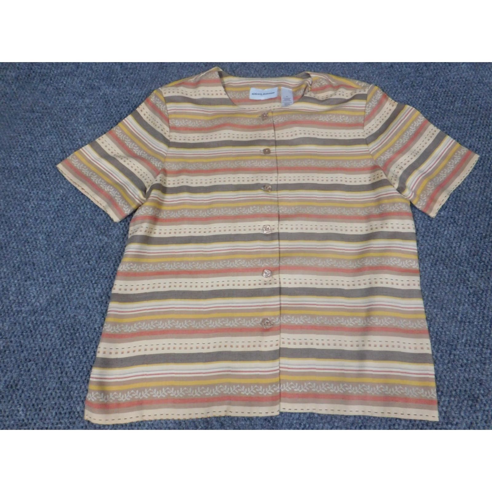 Vintage Alfred Dunner Womens Jacket 10 Beige Striped Button Shoulder Pads Casual Mid-Length Knit Polyester Embroidered Peanuts Pattern 10 Womens Mens? Size L / US 10 / IT 46 - 2 Thumbnail