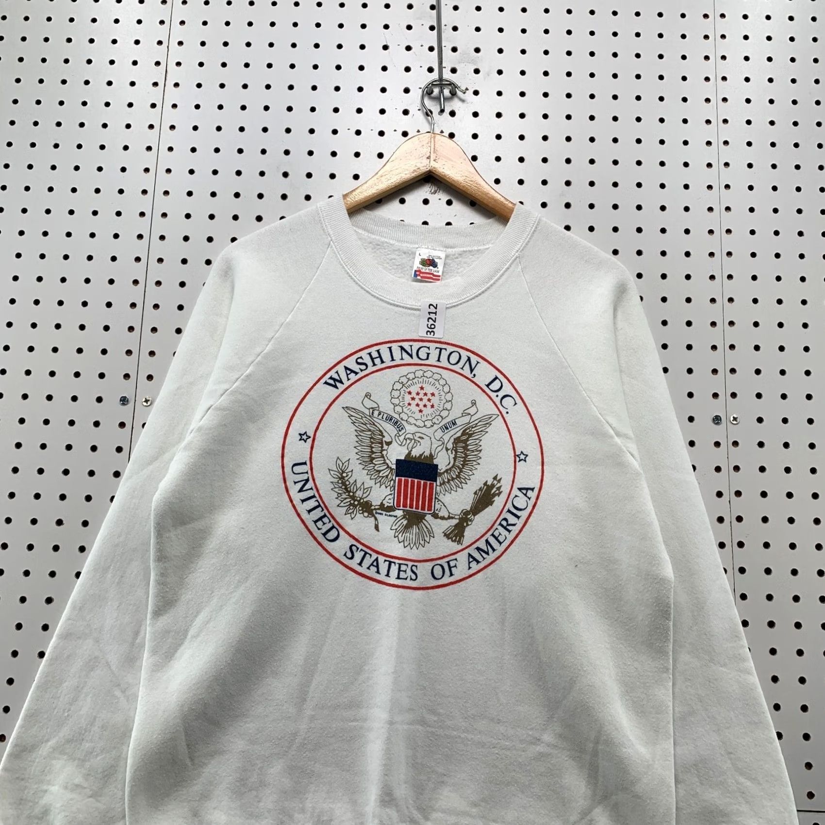 Fruit Of The Loom VINTAGE Washington DC Sweatshirt Mens Large White Raglan Made USA Crewneck 90s USA Fruit of the Loom Sweatshirt Size US L / EU 52-54 / 3 - 2 Thumbnail
