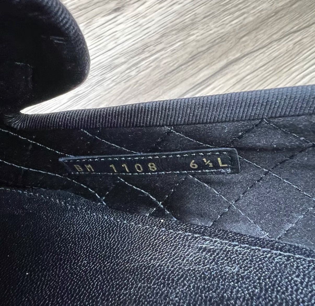 Louis Vuitton Louis Vuitton Auteuil Blue & Gold Embroidered Loafers J41 Size US 7 / EU 40 - 6 Thumbnail