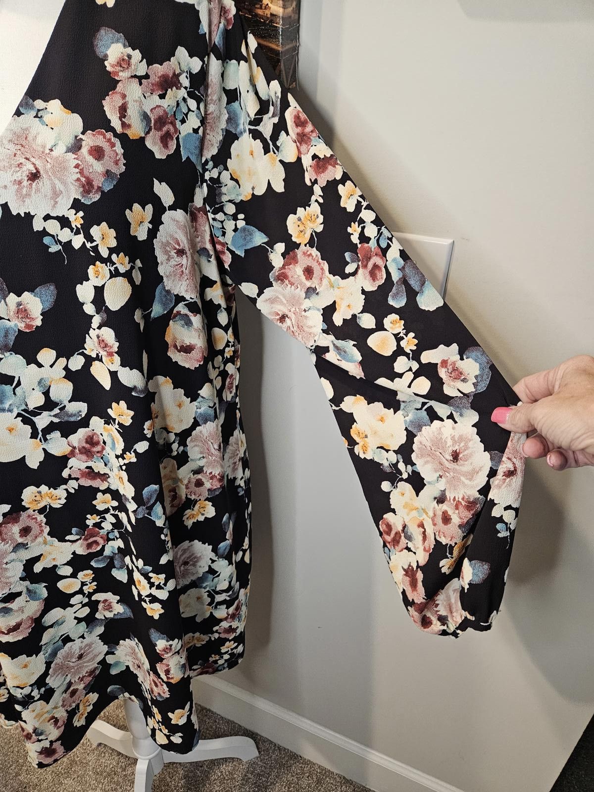 Designer Bobeau Floral Print Long Sleeve Dress Size XL / US 12-14 / IT 48-50 - 2 Thumbnail